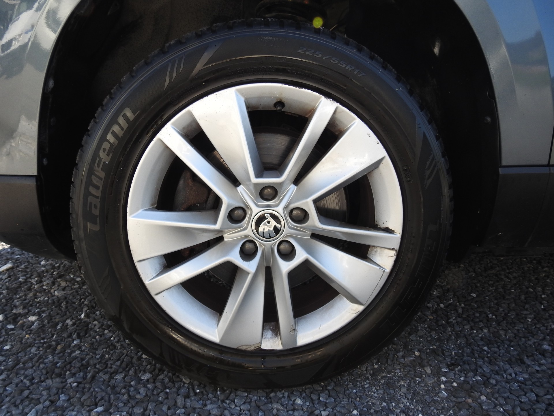 SKODA Karoq 2.0 TDI CR Ambition 4x4 DSG-image-8