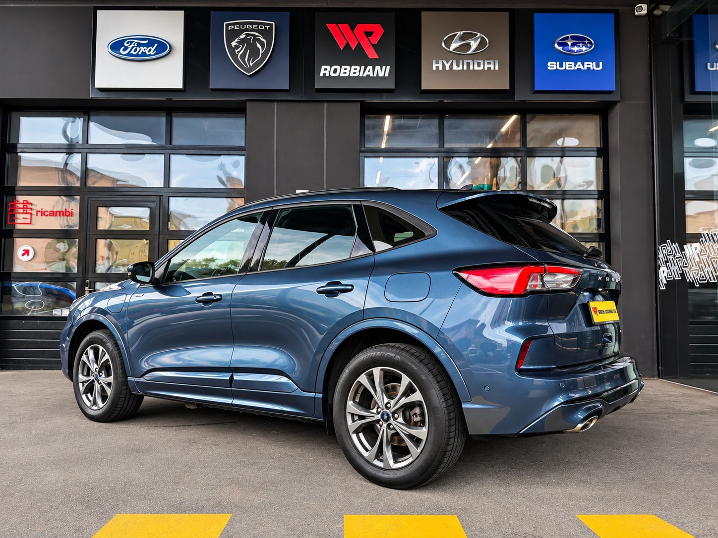 FORD Kuga 2.5 PHEV ST-Line 2WD-image-2