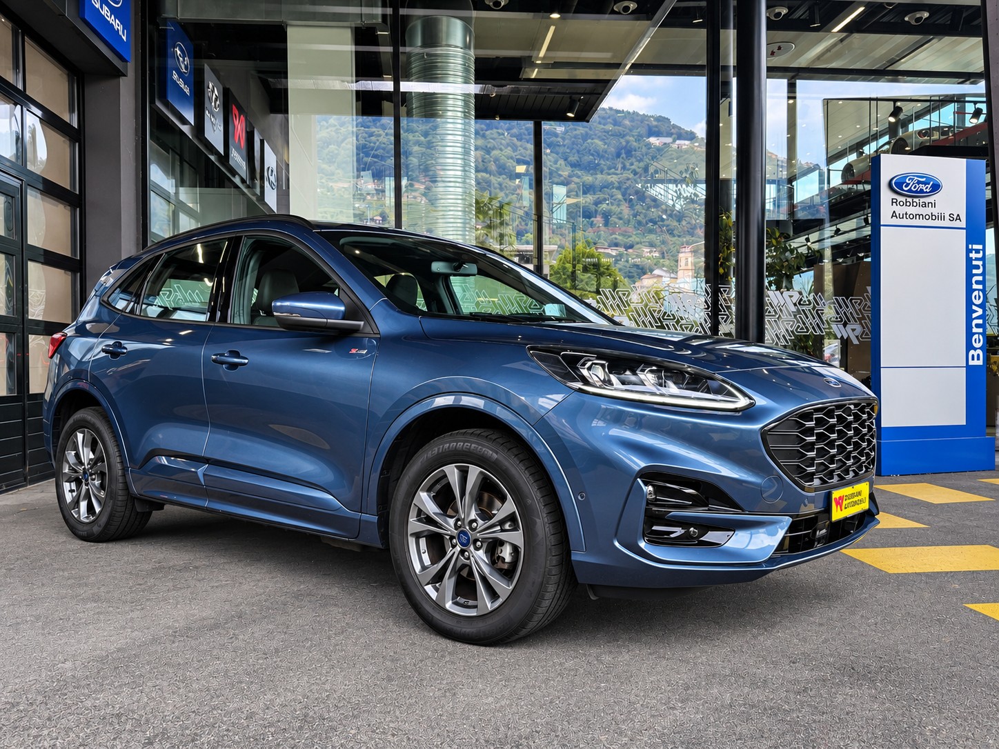 FORD Kuga 2.5 PHEV ST-Line 2WD-image-3