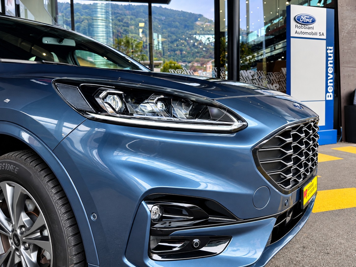 FORD Kuga 2.5 PHEV ST-Line 2WD-image-6