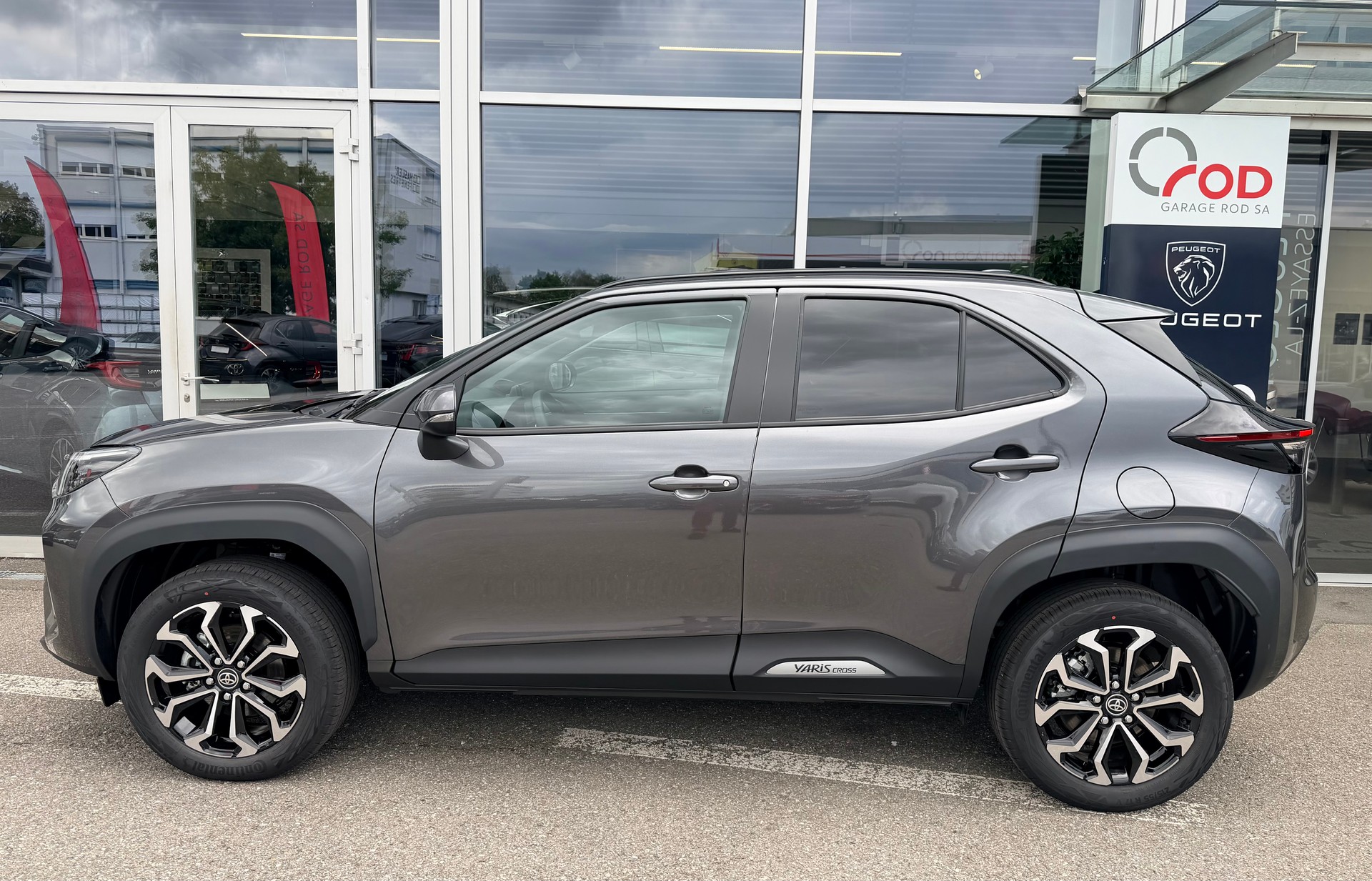 TOYOTA Yaris Cross 1.5 Trend e-CVT-image-3