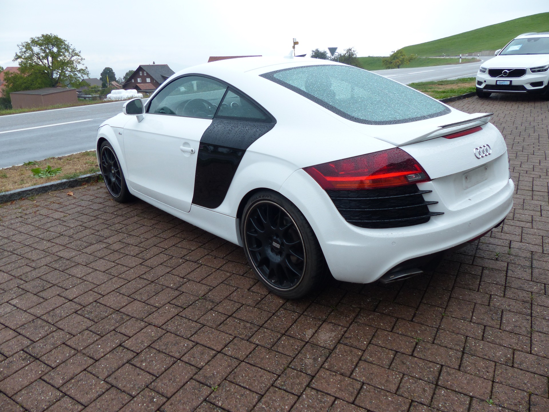 AUDI TT Coupé 2.0 TDI quattro-image-0