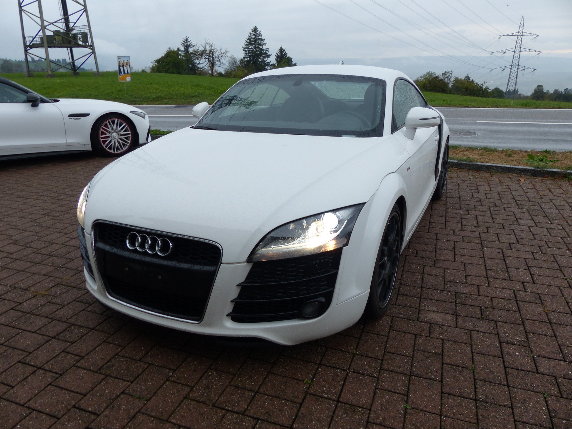AUDI TT Coupé 2.0 TDI quattro-image-6