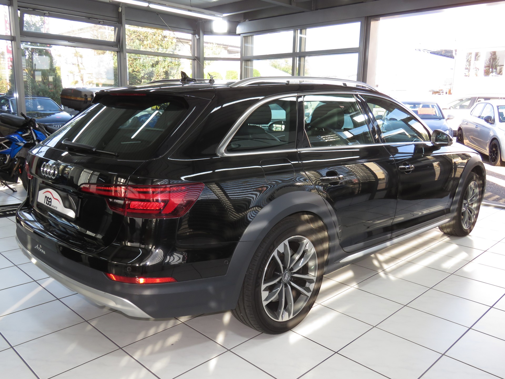 AUDI A4 Allroad 3.0 TDI Quattro tiptronic (Automat) ab Platz, Fixpreis !!!-image-3