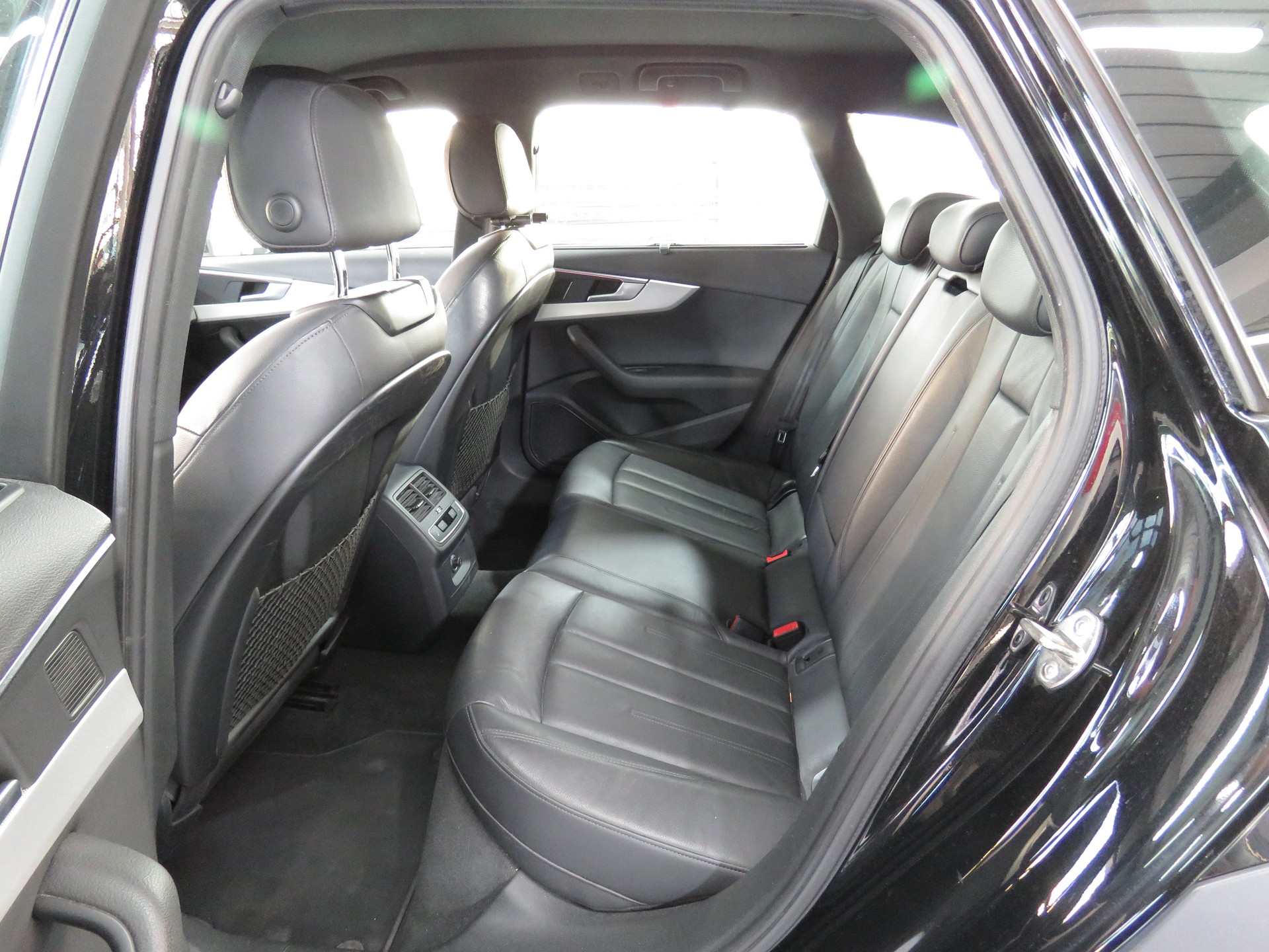 AUDI A4 Allroad 3.0 TDI Quattro tiptronic (Automat) ab Platz, Fixpreis !!!-image-9