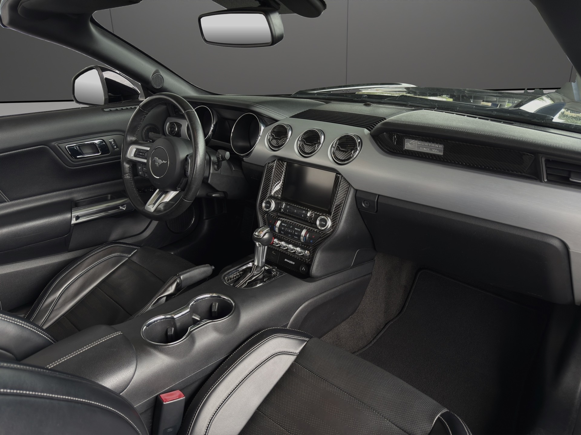 FORD Mustang Convertible 5.0 V8 GT Automat-image-12