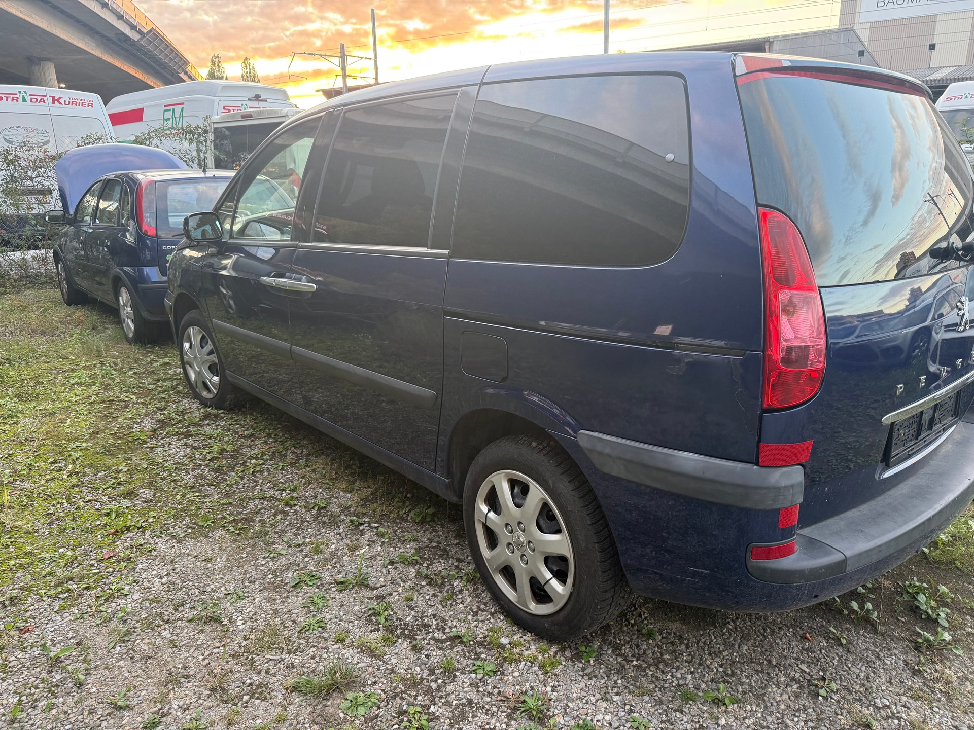 PEUGEOT 807 2.2 16V ST Family+-image-7