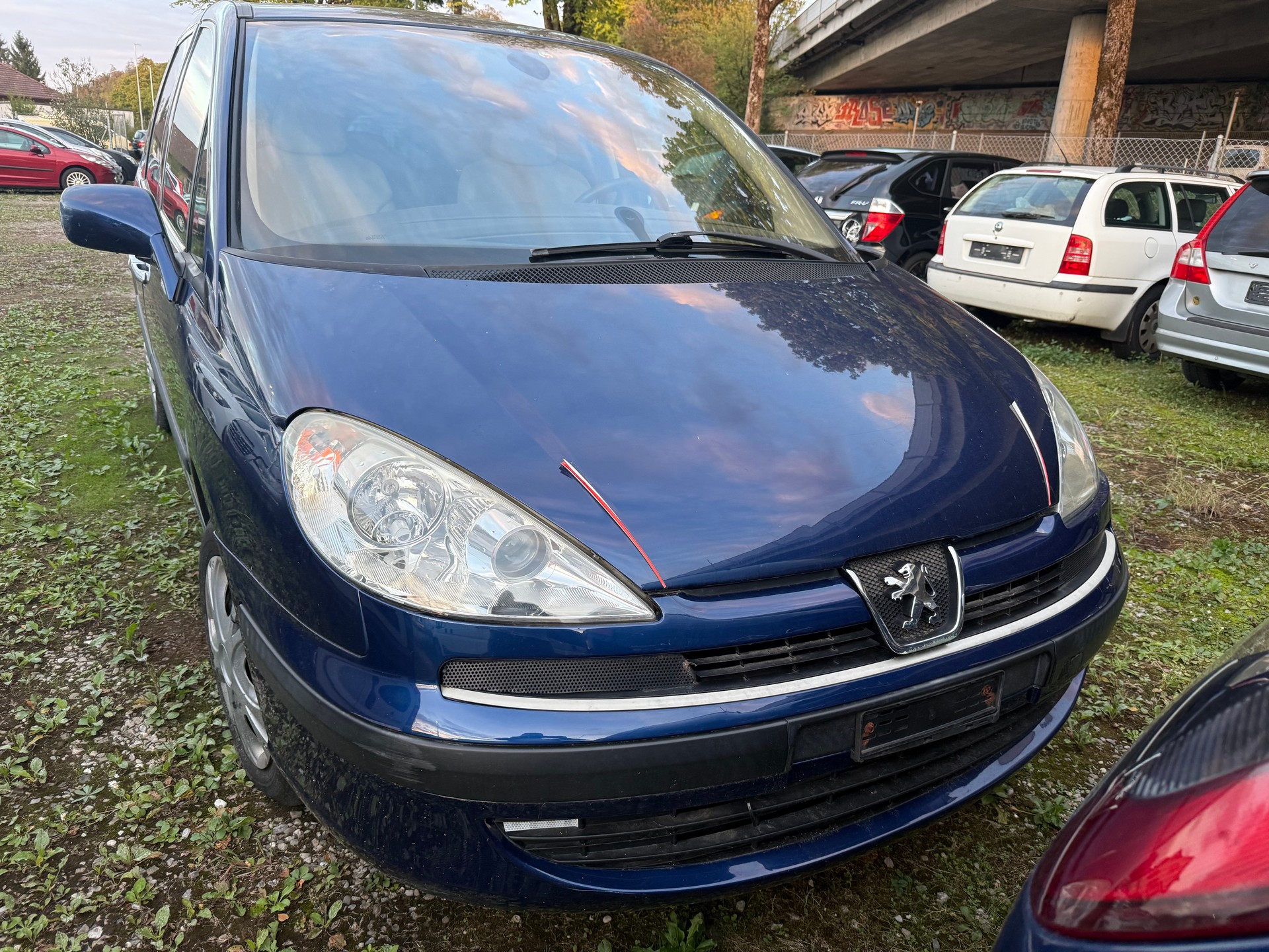 PEUGEOT 807 2.2 16V ST Family+-image-0