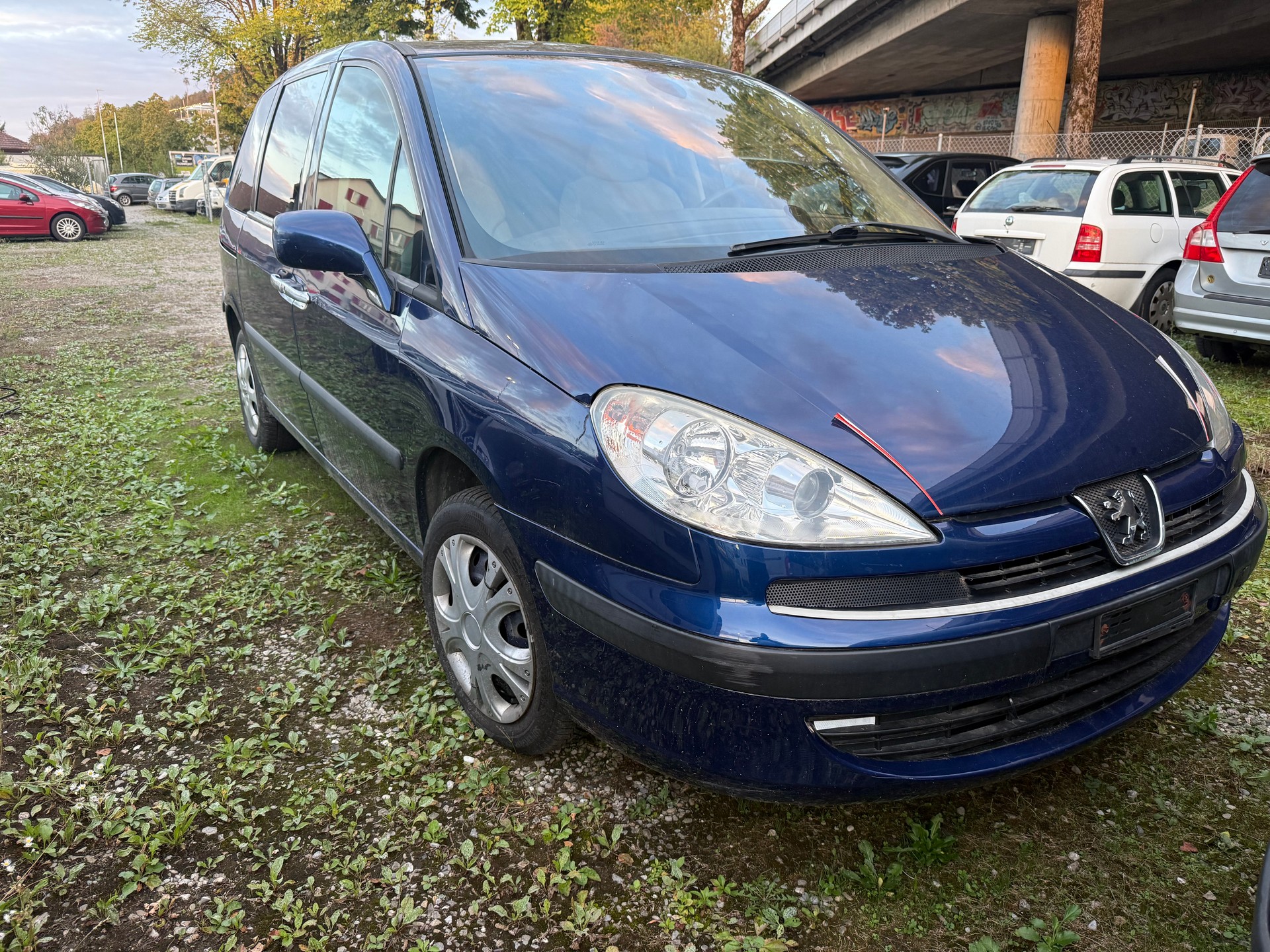 PEUGEOT 807 2.2 16V ST Family+-image-3