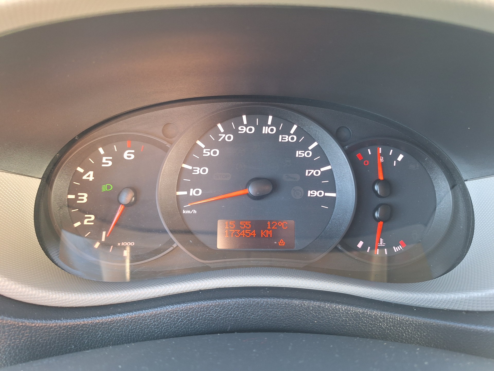 RENAULT Master T28 2.3dCi 110 L1H1-image-14