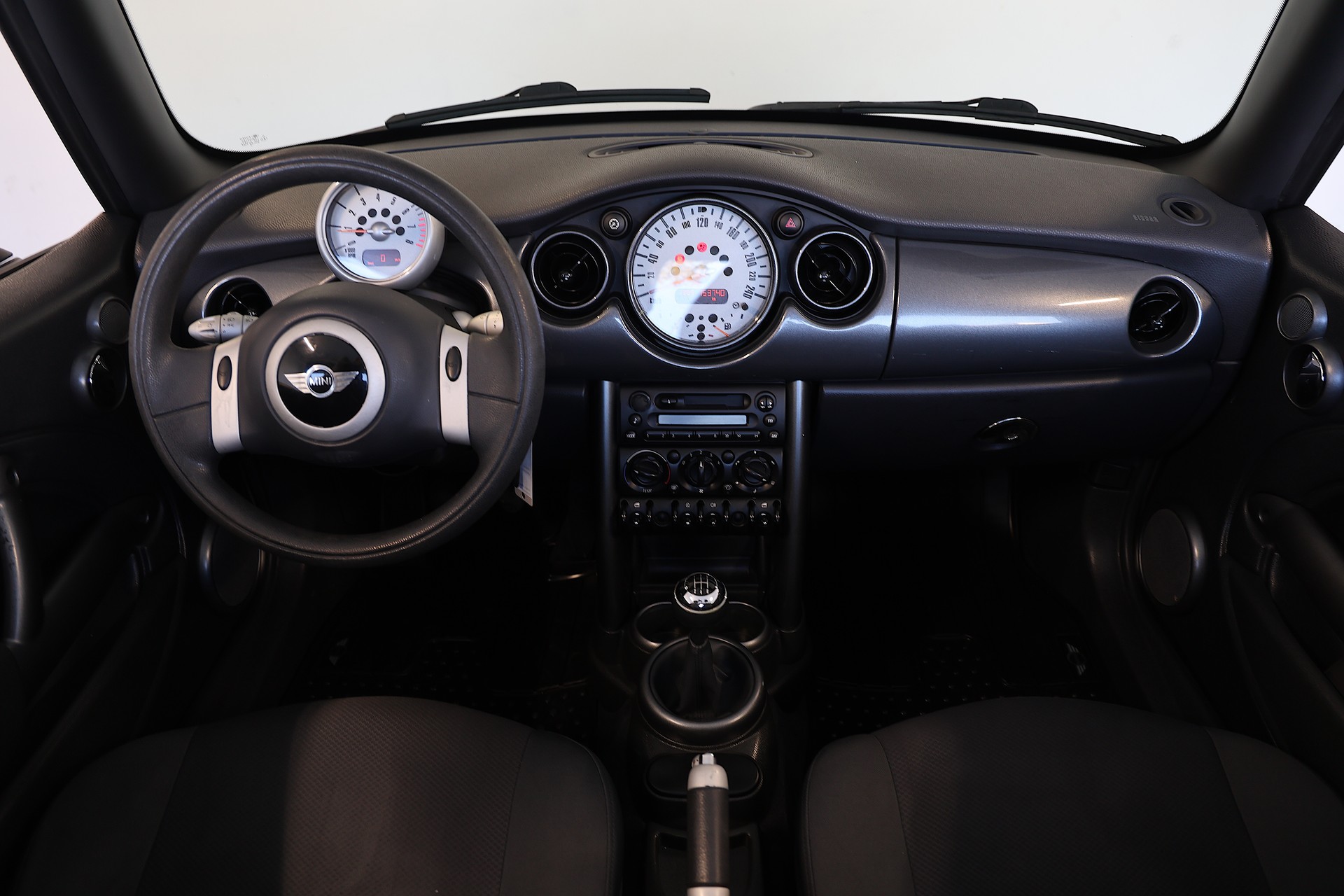MINI Cabrio R52 1.6i Cooper-image-10