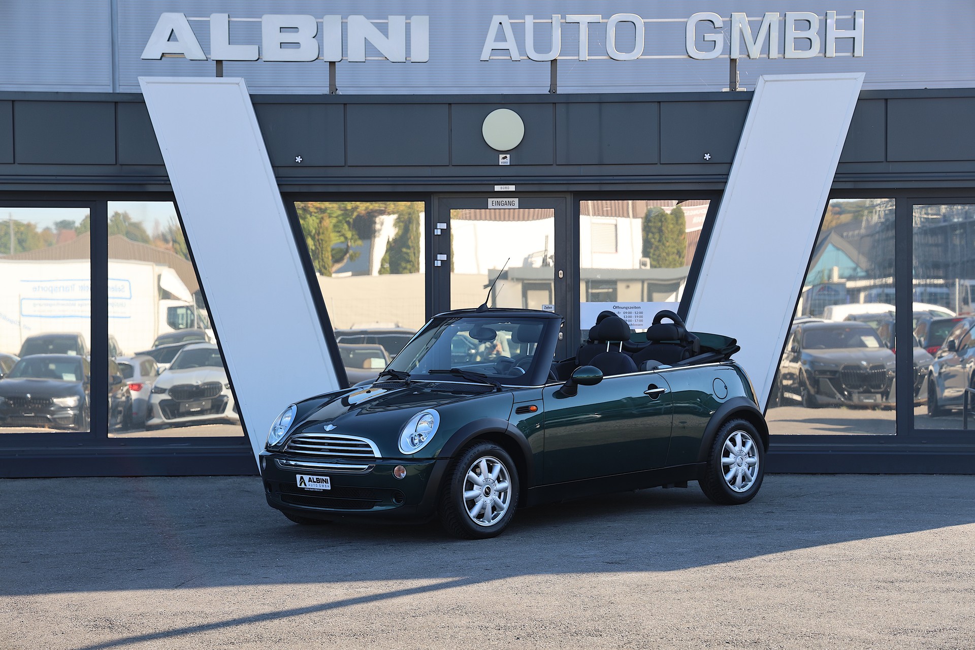 MINI Cabrio R52 1.6i Cooper-image-0