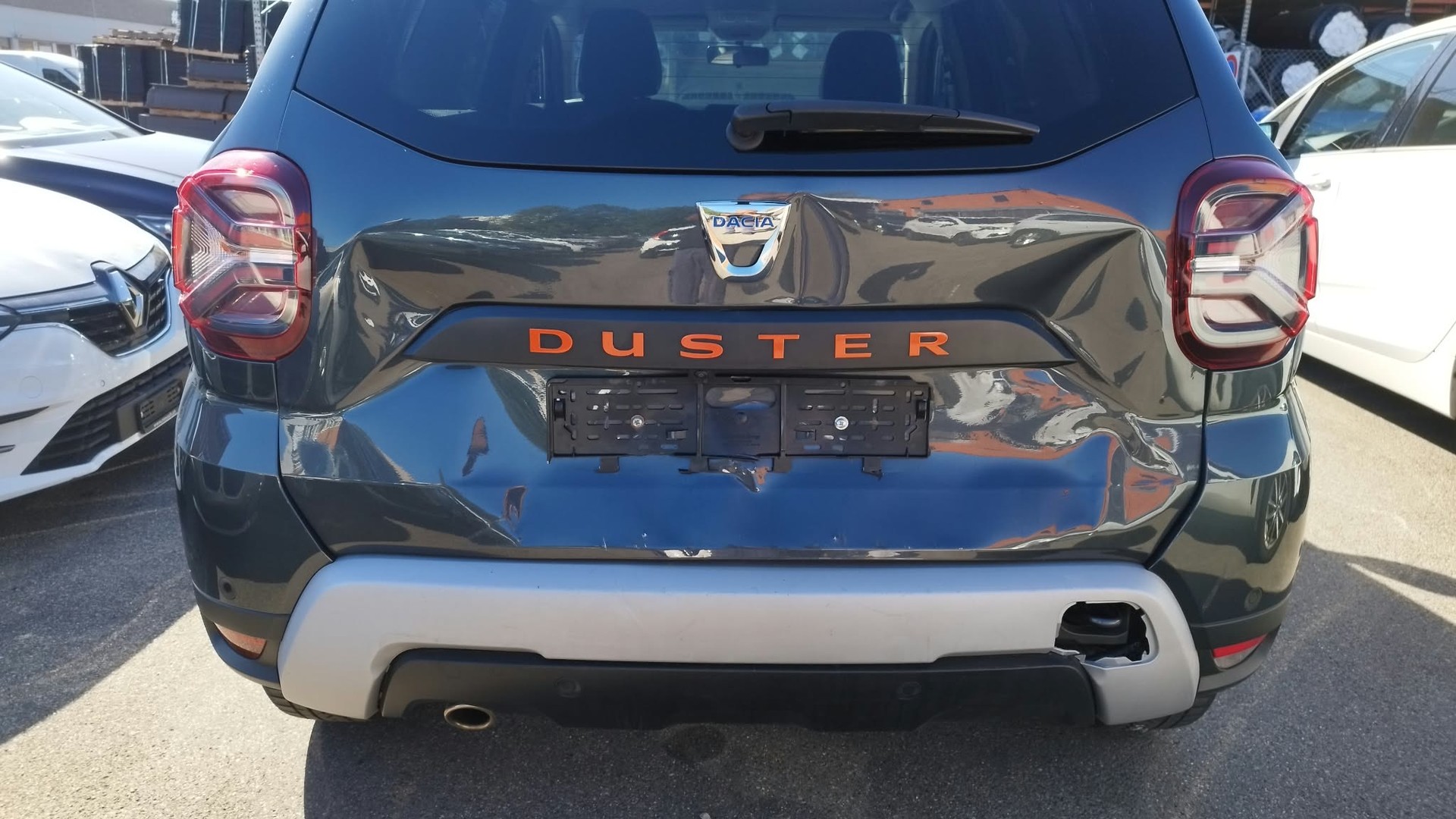 DACIA Duster TCe 150 Extreme EDC 4x2-image-12