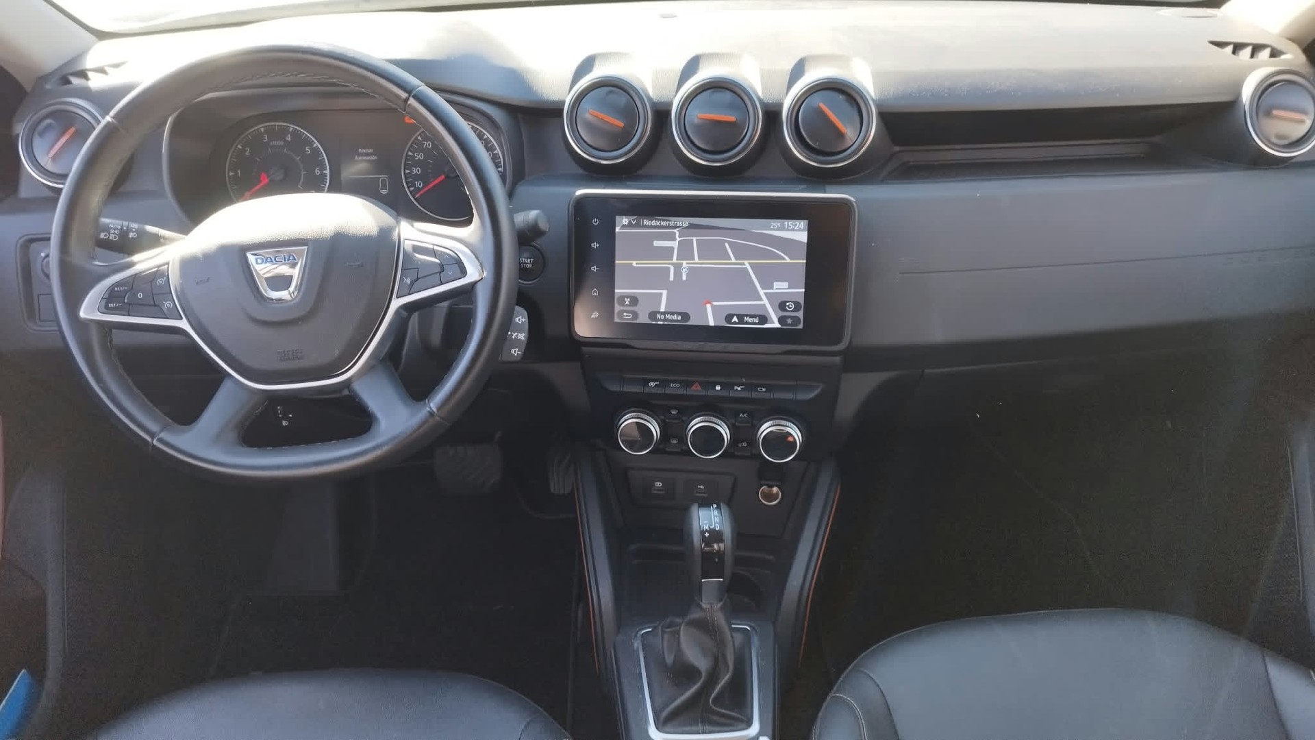 DACIA Duster TCe 150 Extreme EDC 4x2-image-11