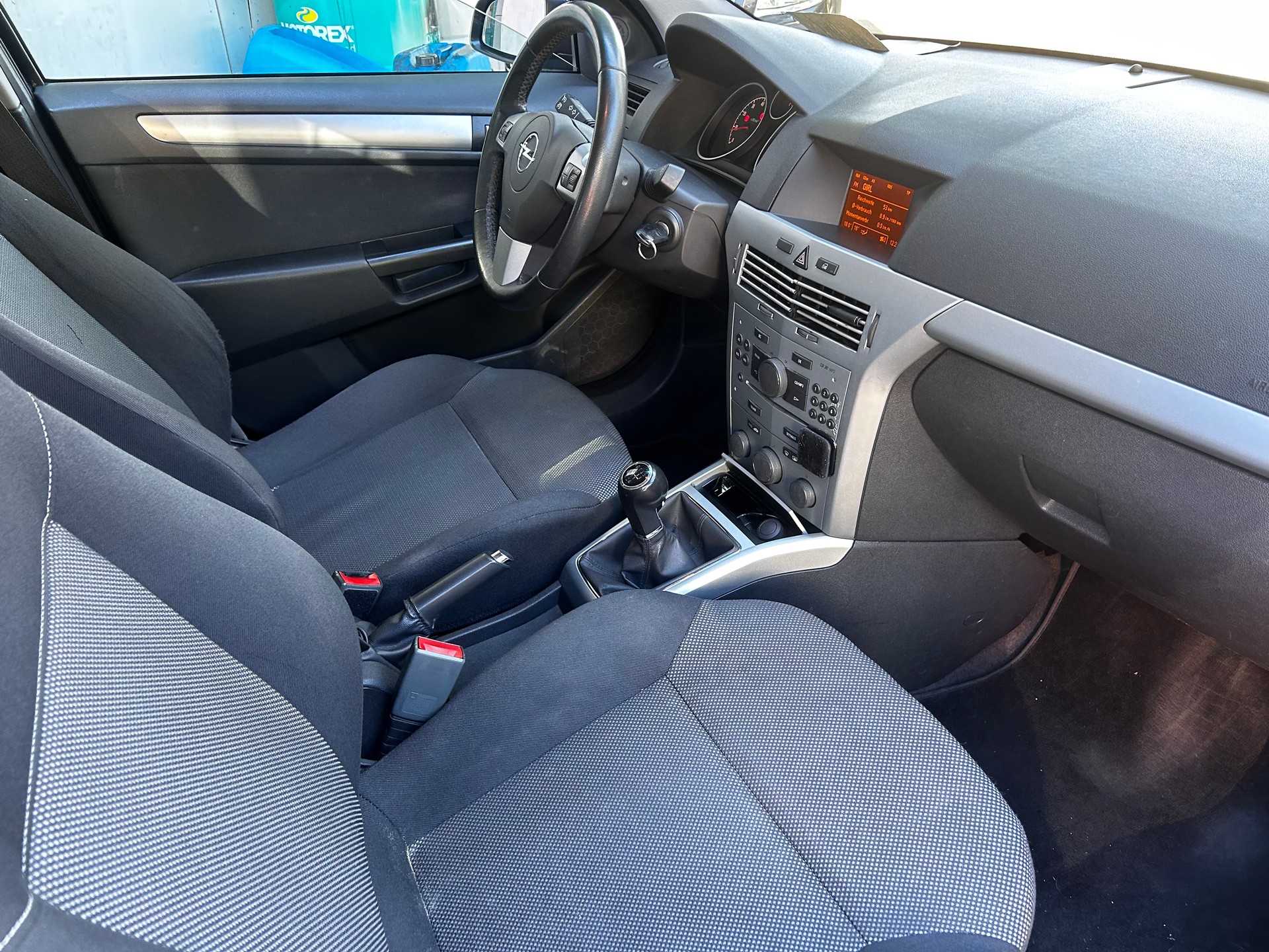OPEL Astra 1.6i 16V Diamond Easytronic-image-8