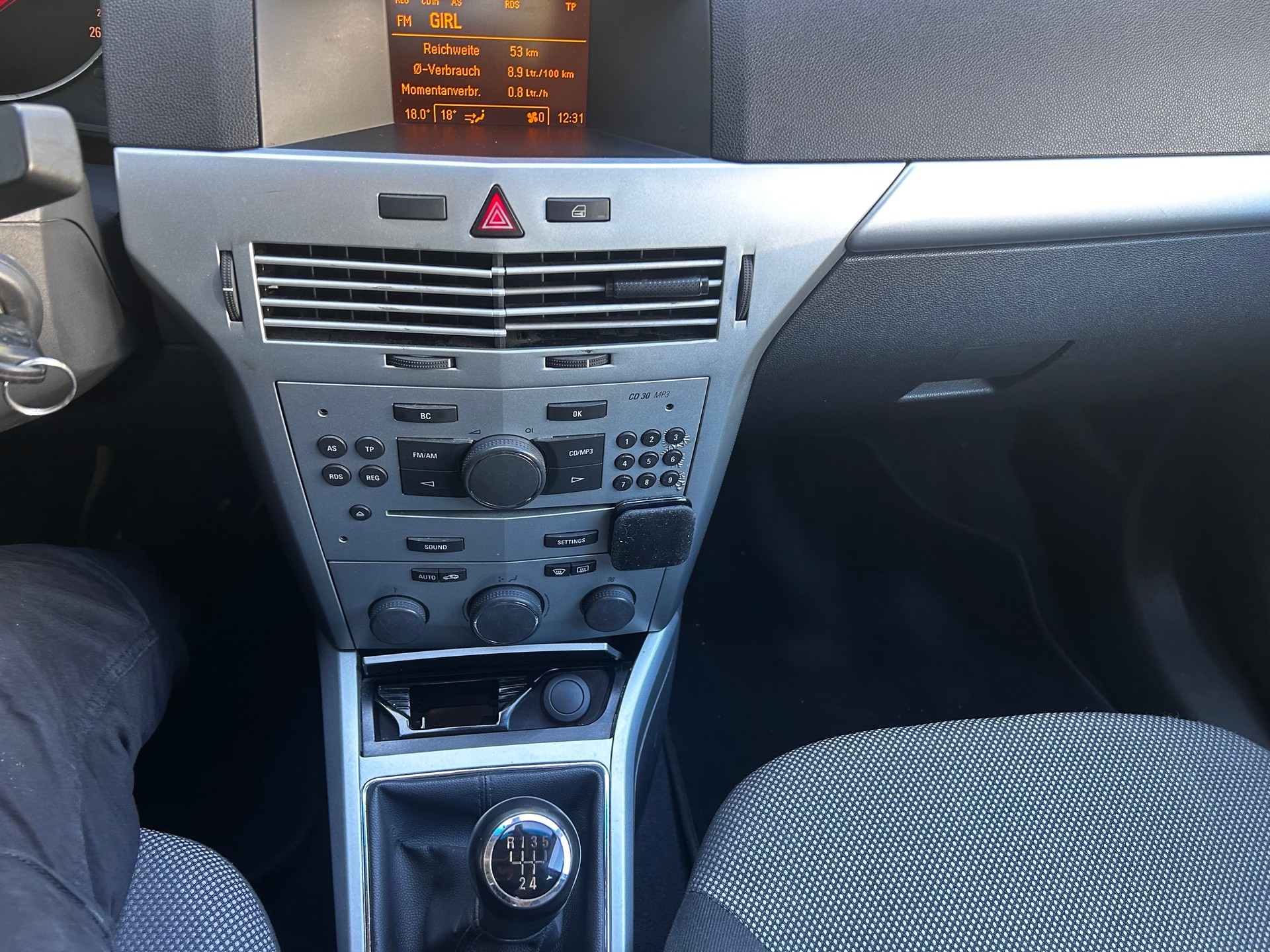OPEL Astra 1.6i 16V Diamond Easytronic-image-12