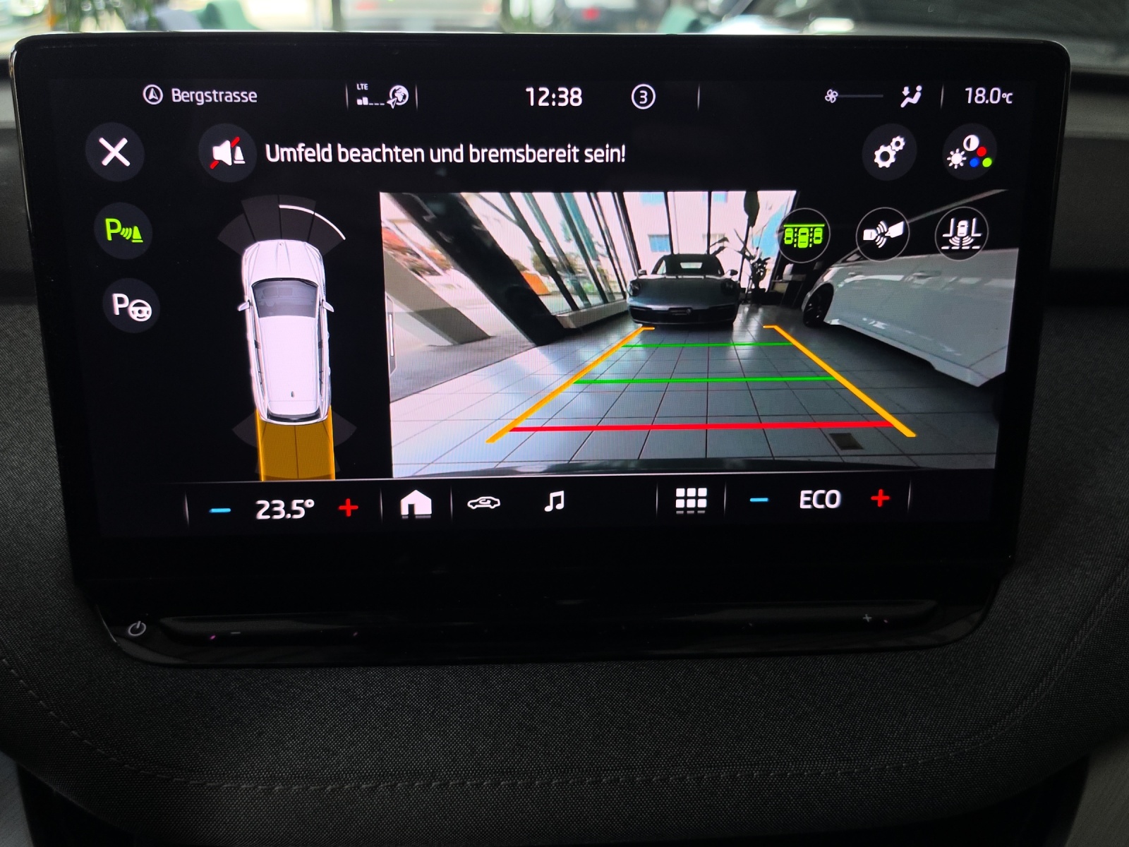 SKODA Enyaq iV 80x-image-18