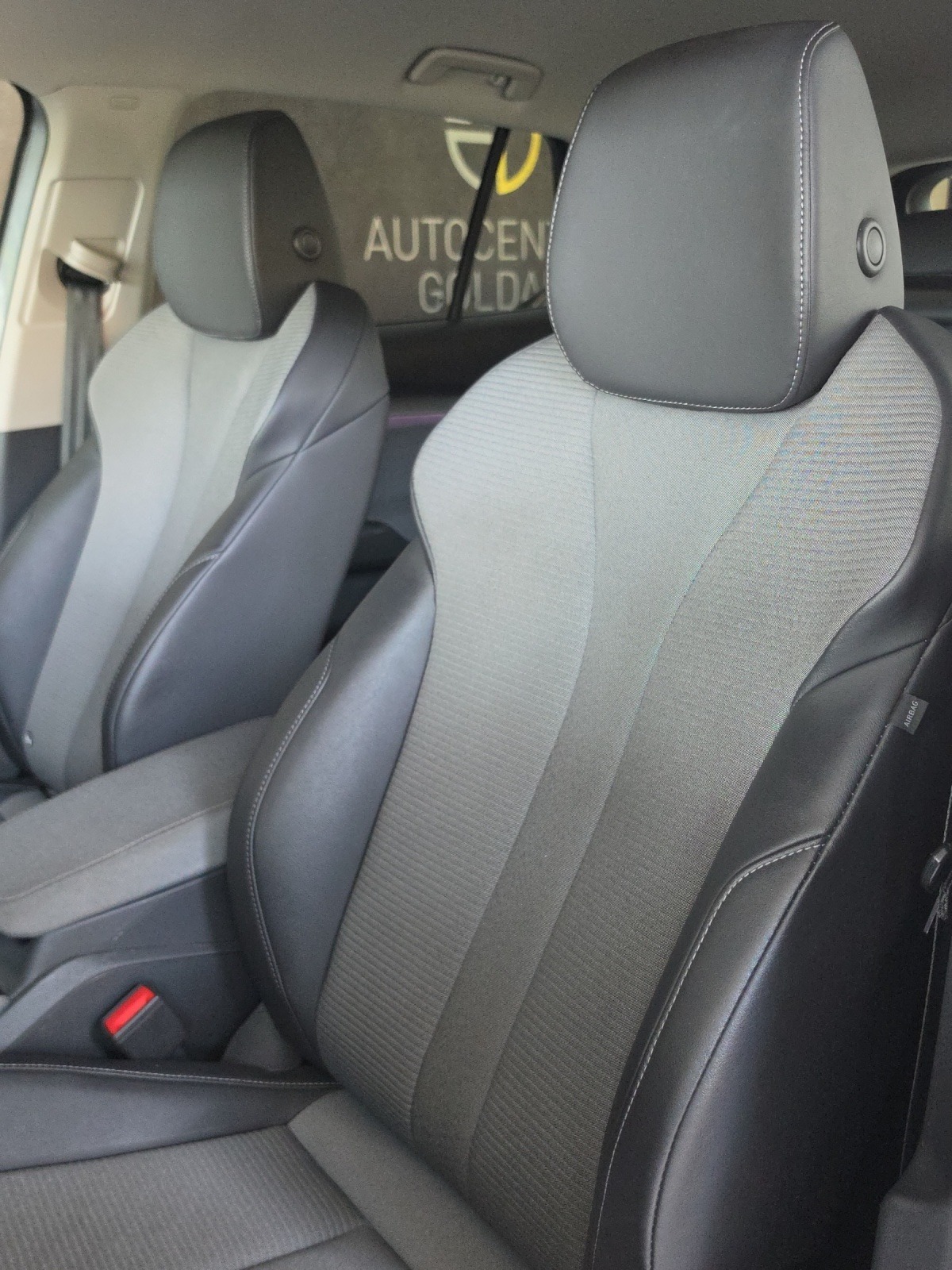 SKODA Enyaq iV 80x-image-8