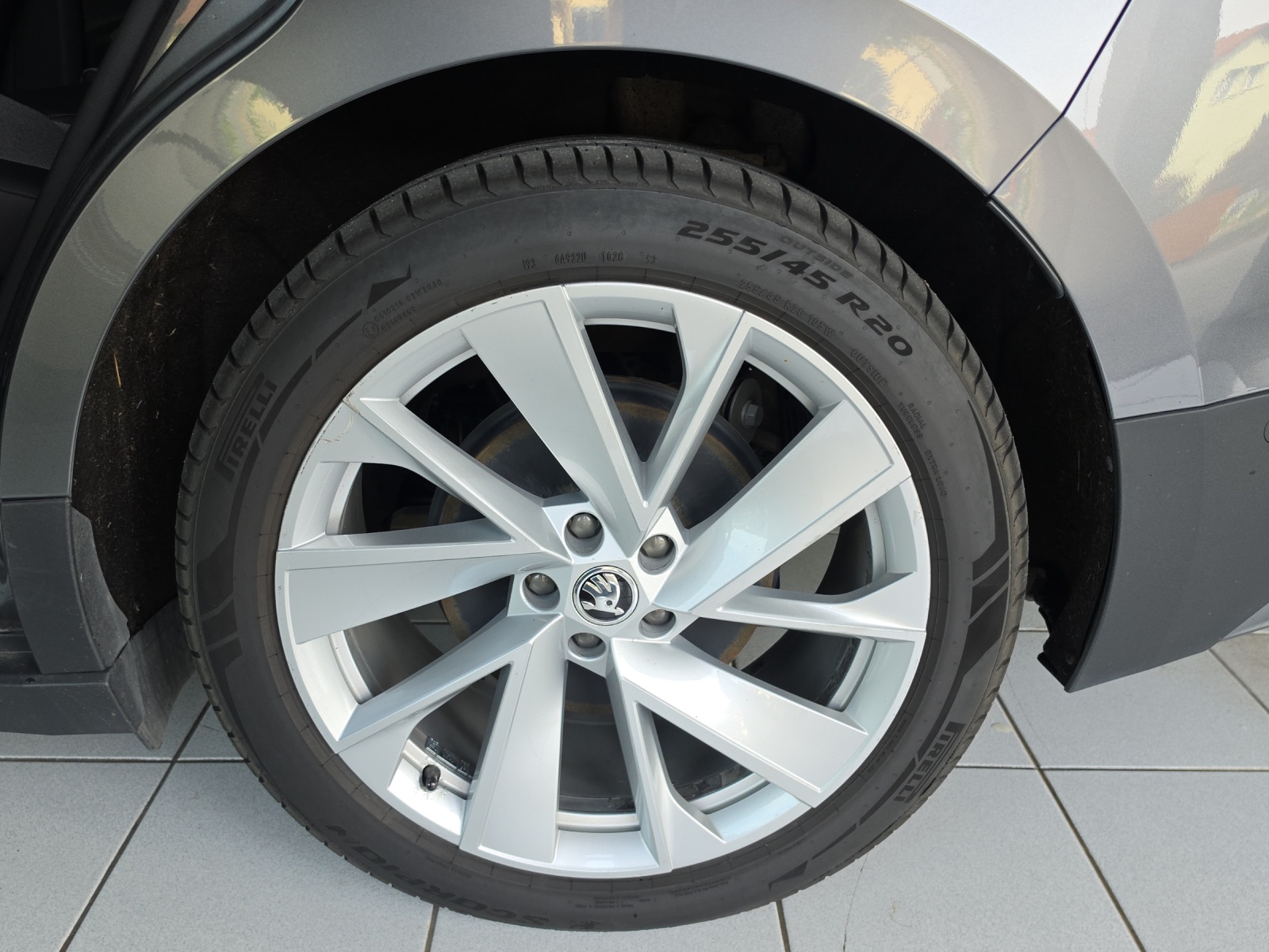 SKODA Enyaq iV 80x-image-17