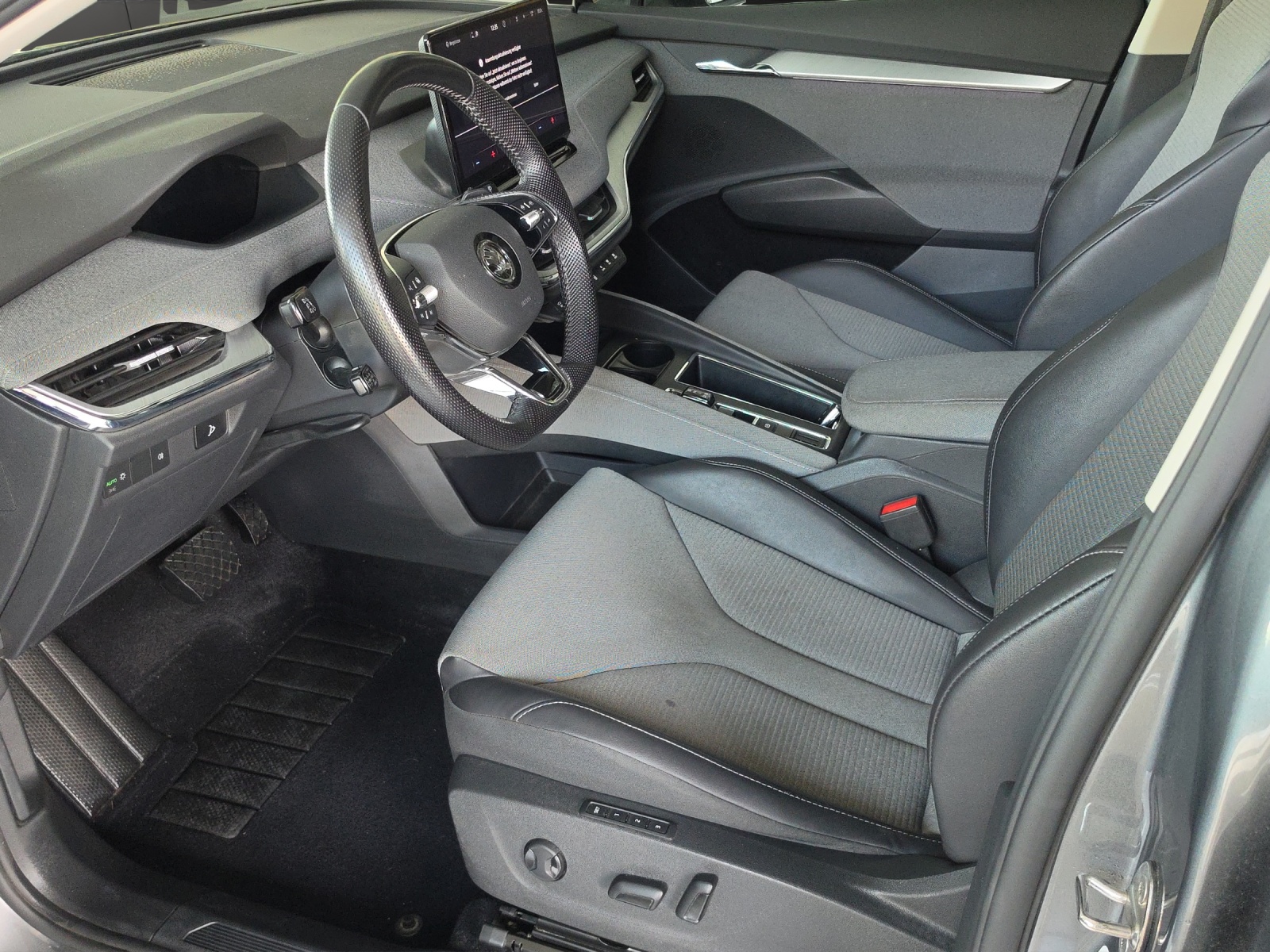 SKODA Enyaq iV 80x-image-7