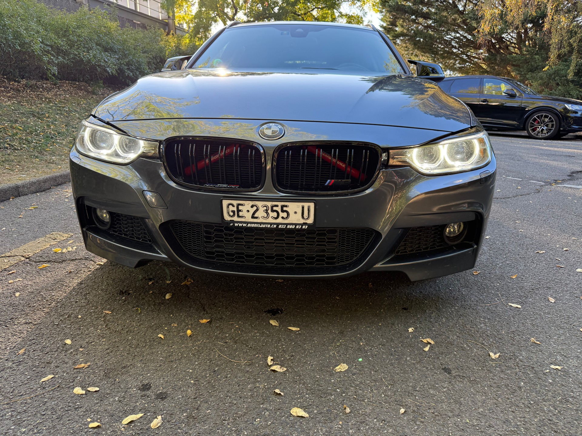 BMW 320d Touring Luxury Line Steptronic-image-7