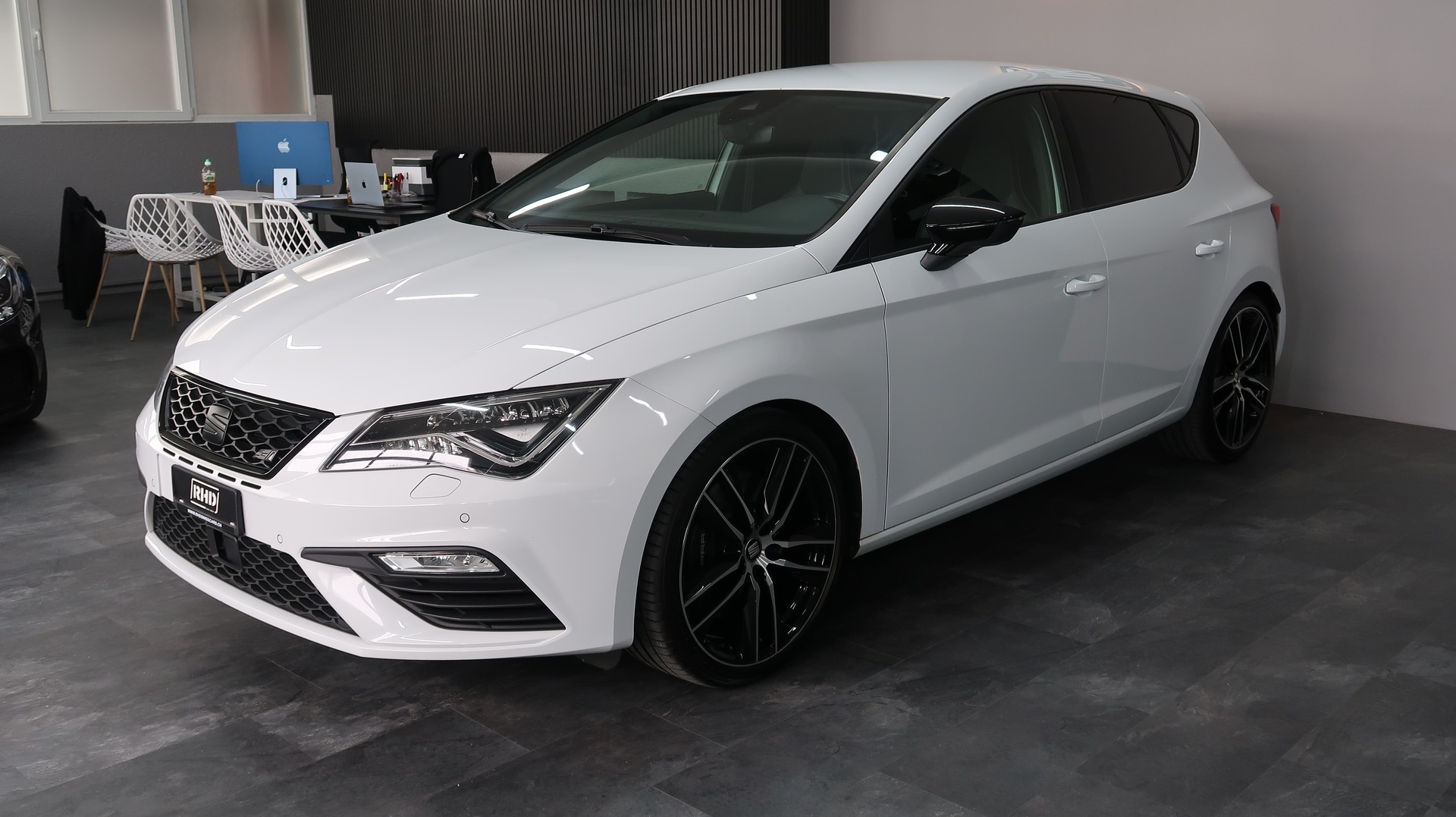 SEAT Leon 2.0 TSI Cupra 290 DSG / CH / GARANTIE / EXPERTISE / MFK-image-2