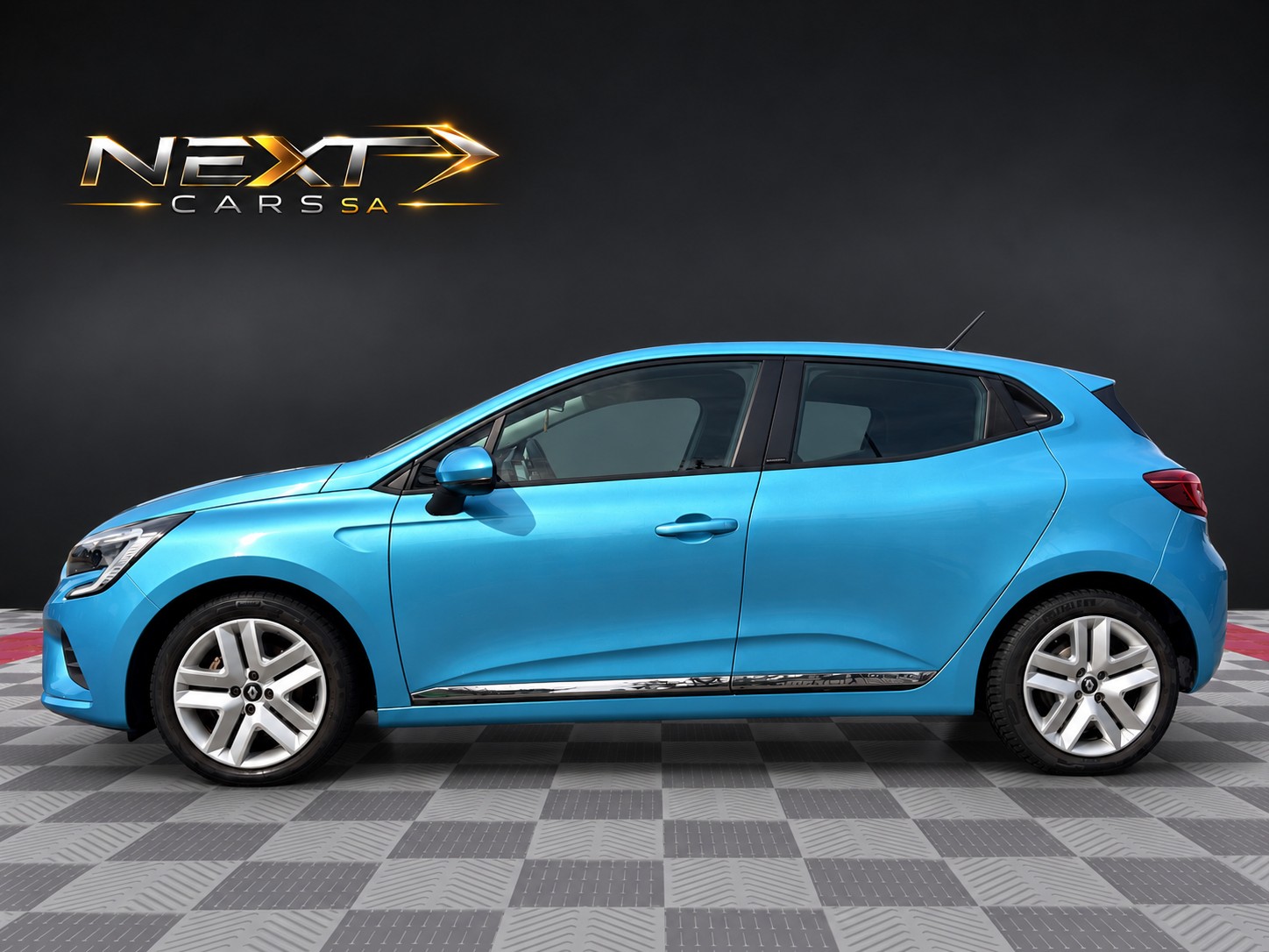 RENAULT Clio 1.6 E-Tech Edition One-image-1