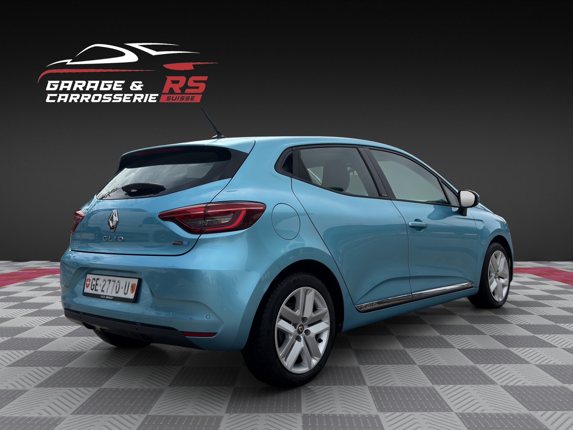 RENAULT Clio 1.6 E-Tech Edition One-image-4