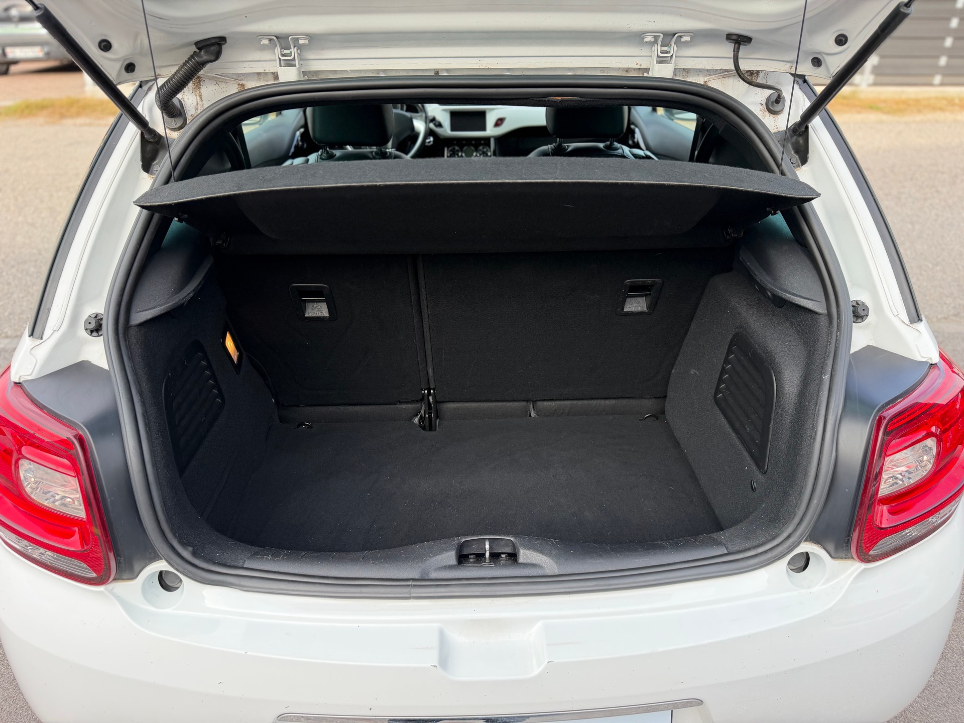 DS AUTOMOBILES DS3 1.6 THP Sport Chic-image-13