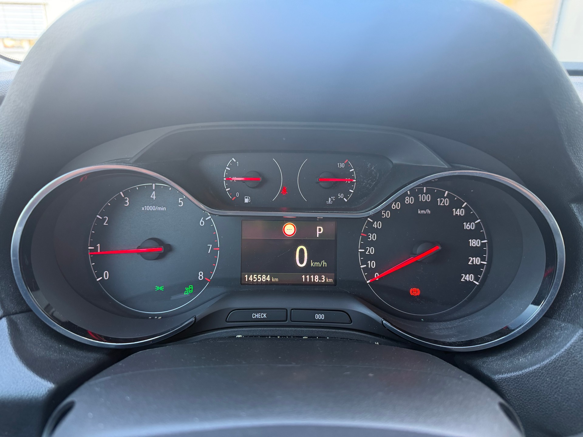 OPEL Grandland X 1.2i TP Ultimate Automatik-image-8