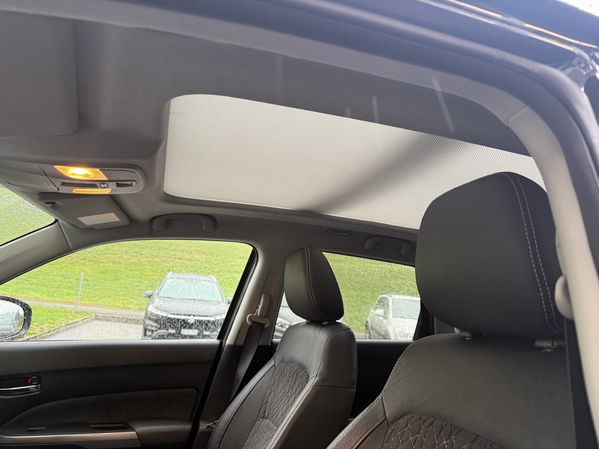 SUZUKI Vitara 1.4 Boosterjet Compact Top Hybrid Automatic-image-6