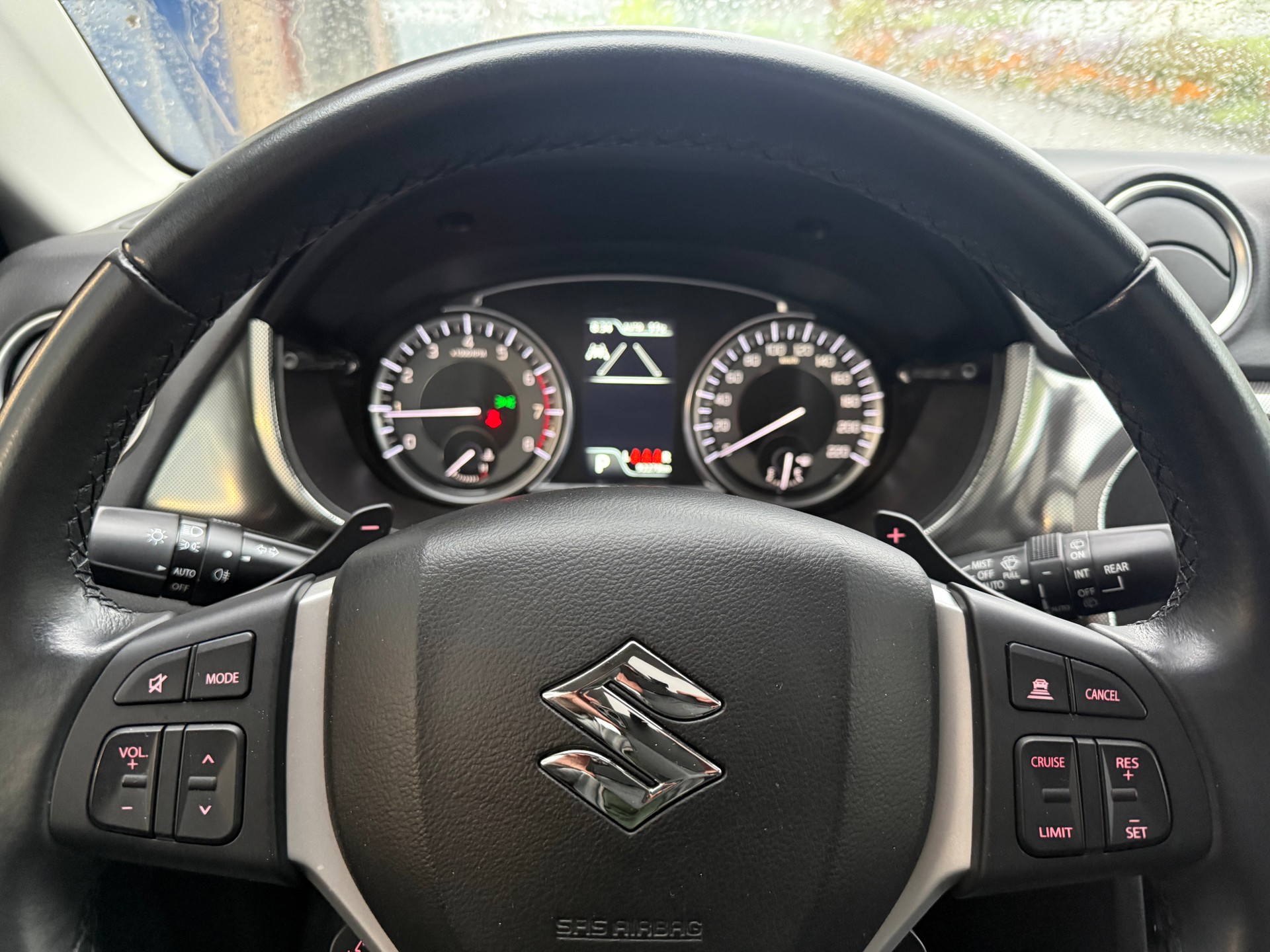 SUZUKI Vitara 1.4 Boosterjet Compact Top Hybrid Automatic-image-7
