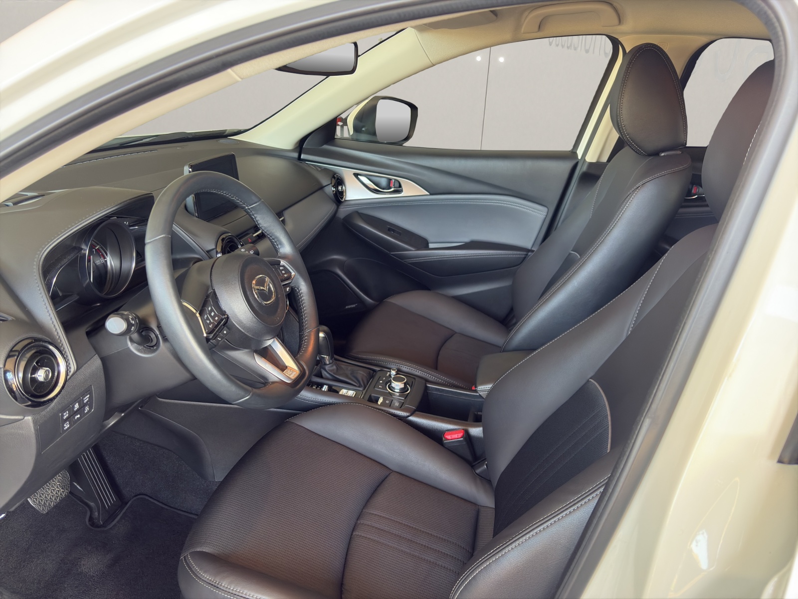 MAZDA CX-3 2.0 REVOLUTION Automat-image-4