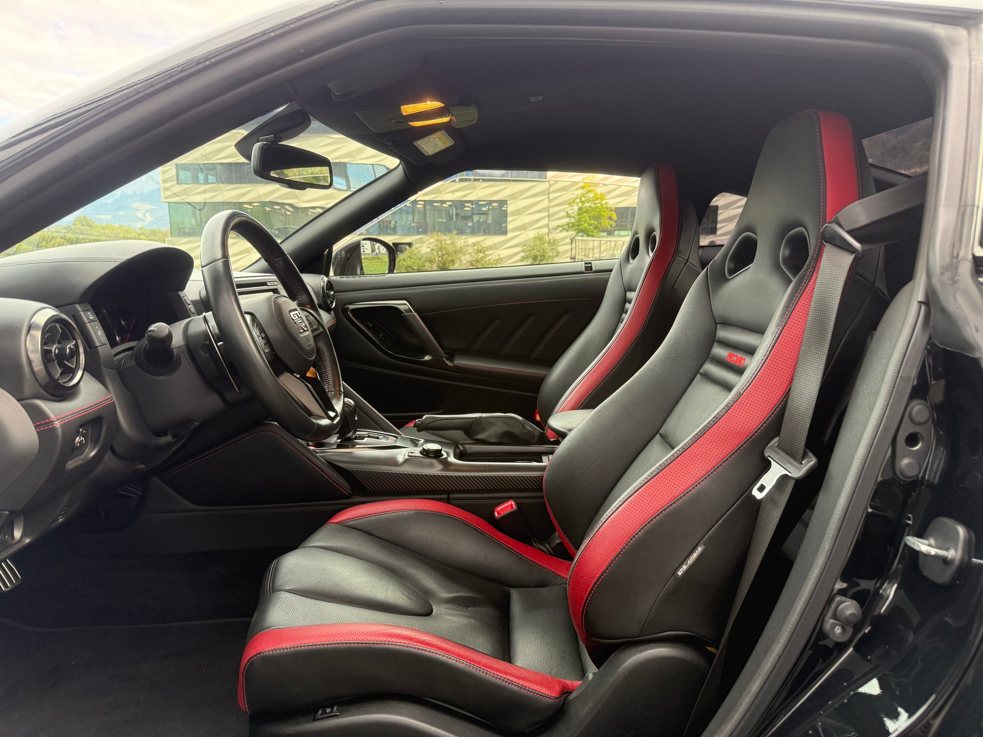 NISSAN GT-R 3.8 V6 Biturbo Black Edition-image-7