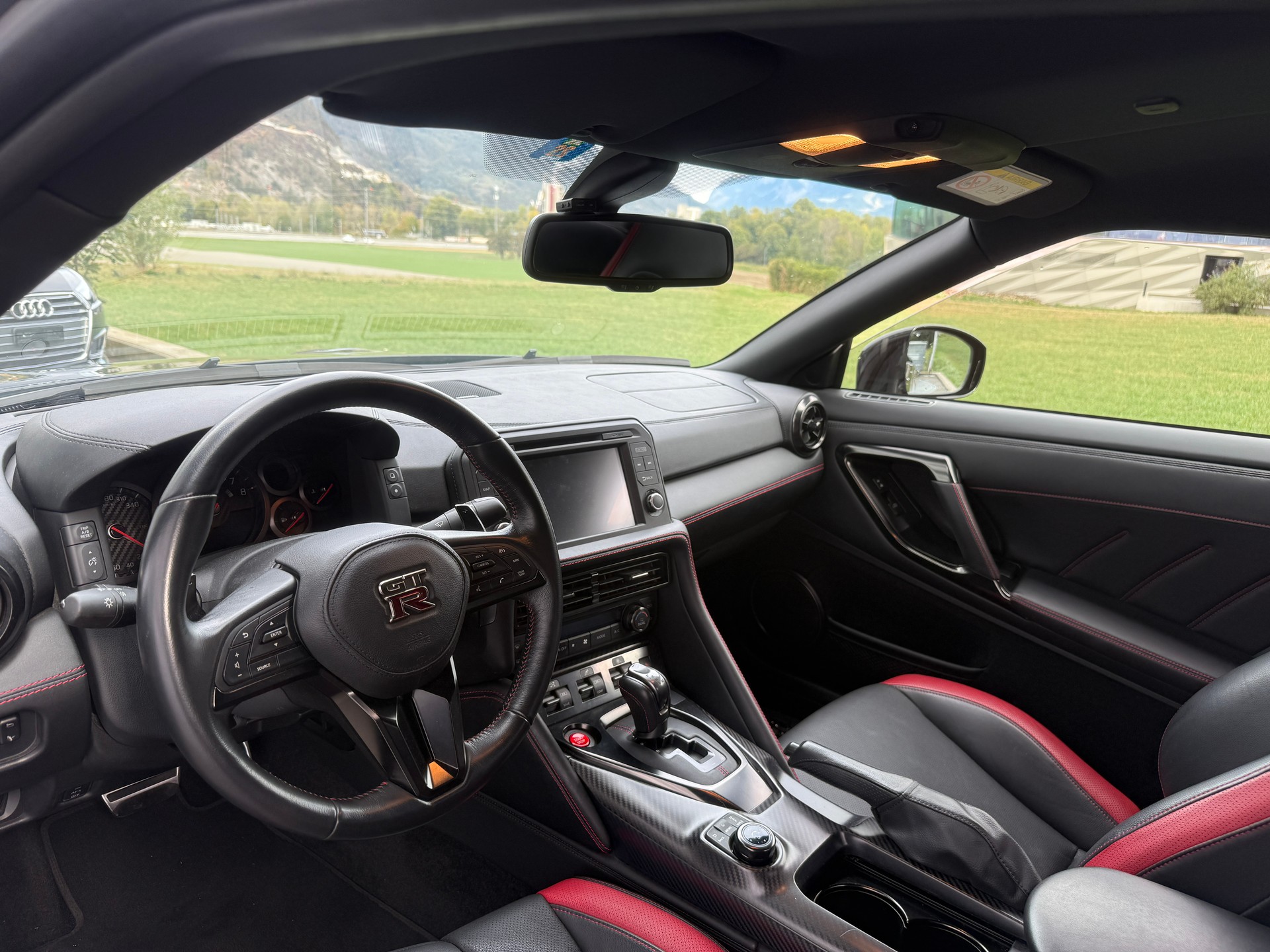 NISSAN GT-R 3.8 V6 Biturbo Black Edition-image-8