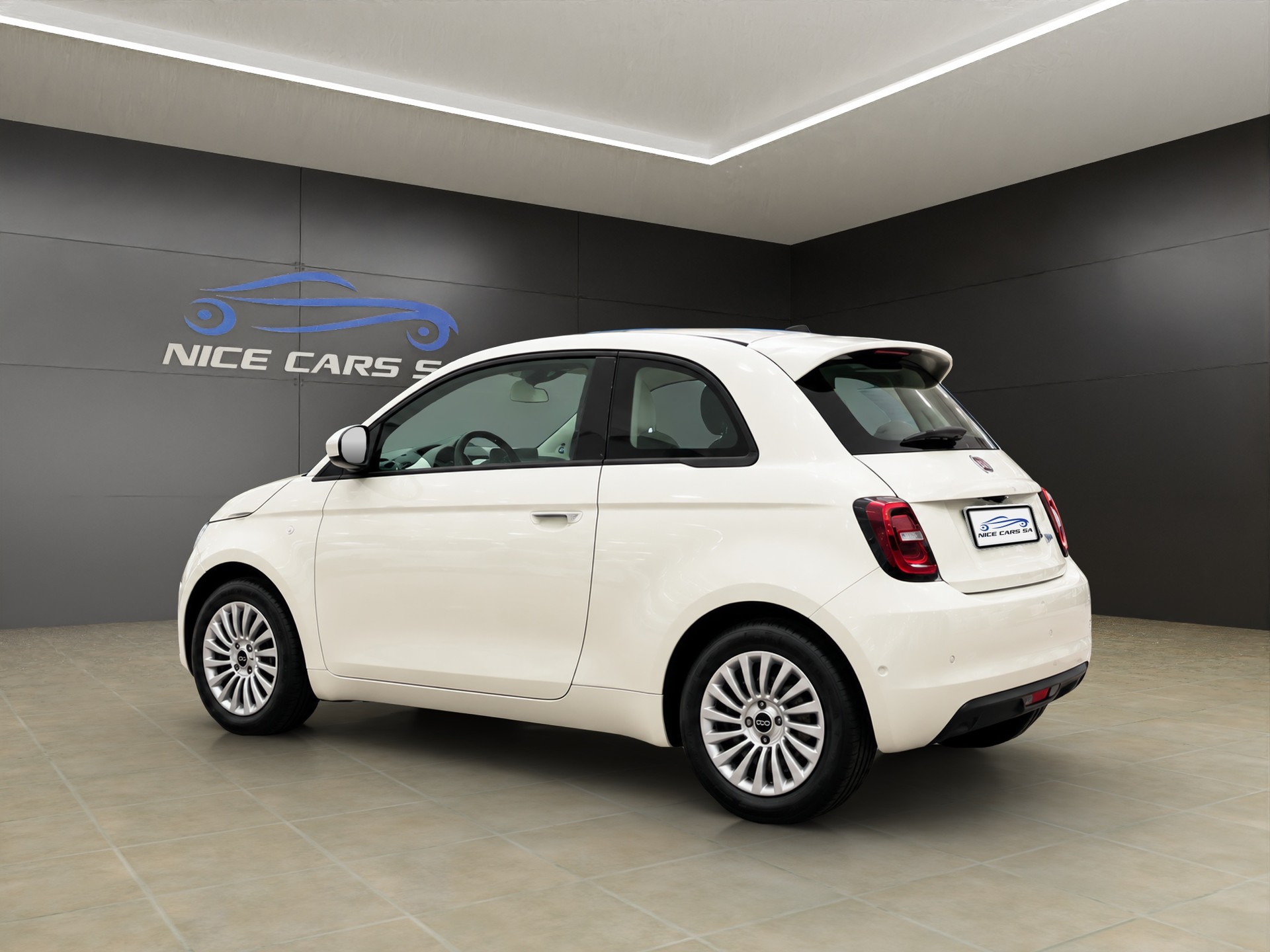 FIAT 500 electric 87kWh Icon-image-4