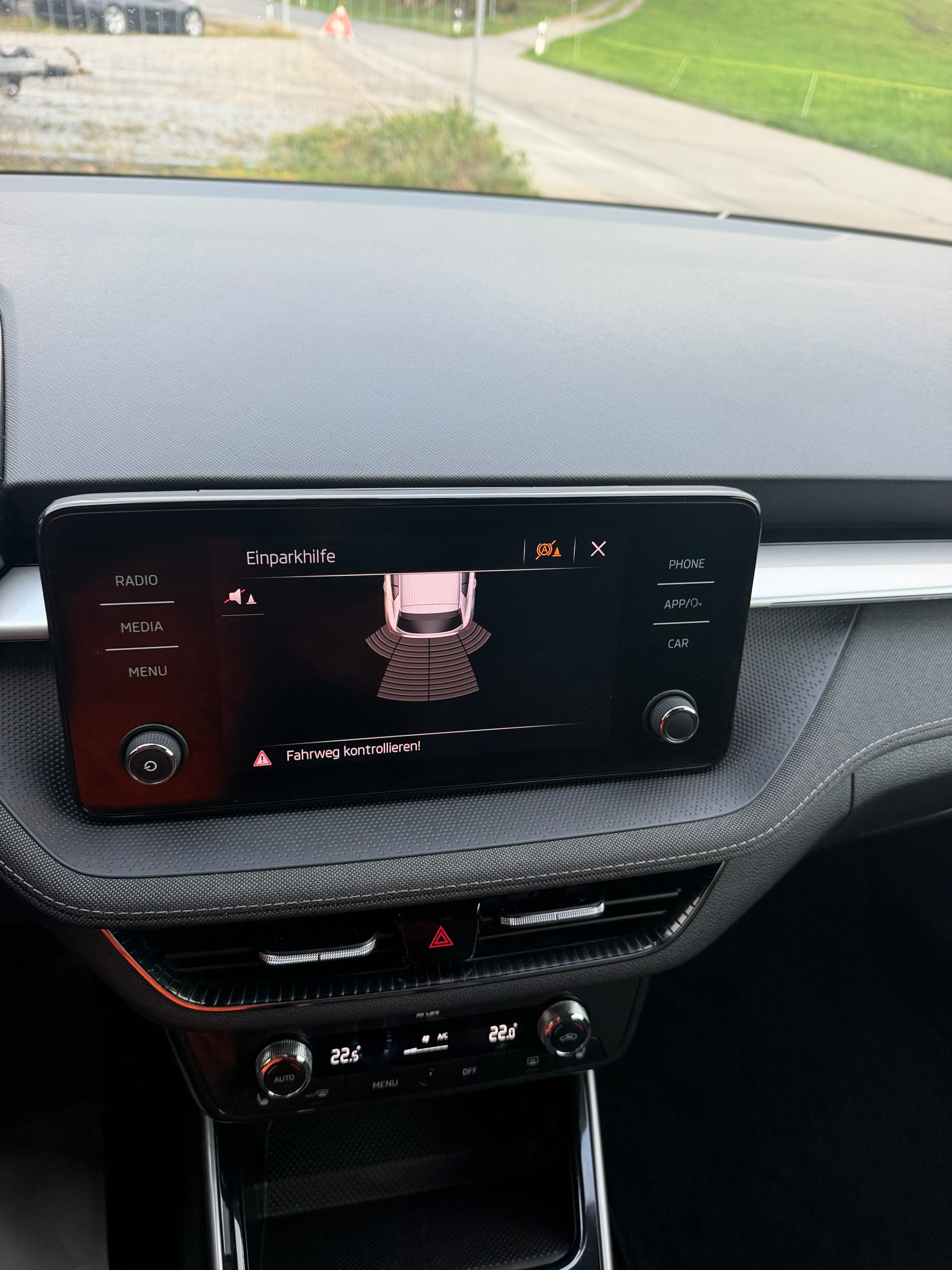 SKODA Fabia 1.0 TSI Style DSG-image-14