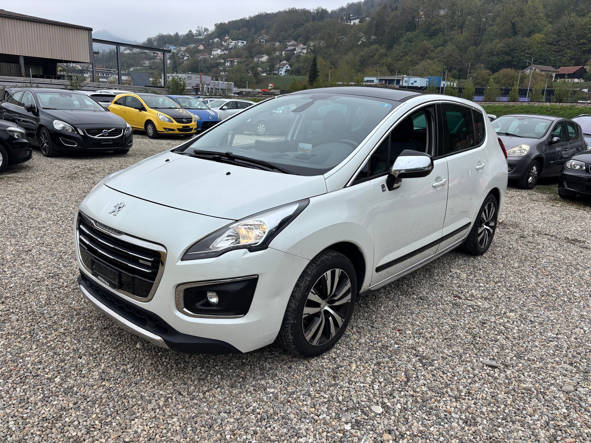 PEUGEOT 3008 HYbrid4 2.0 HDI Low CO2 ETG6-image-0