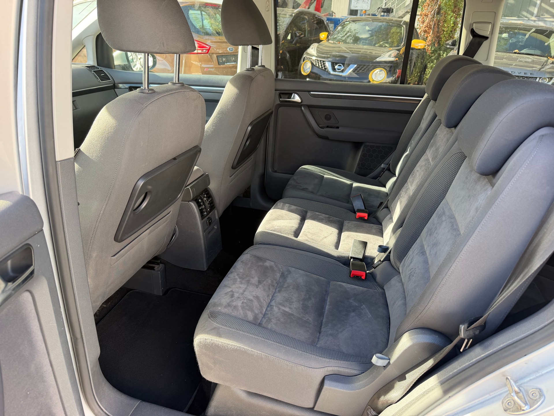 VW Touran 1.4 TSI Highline DSG-image-11
