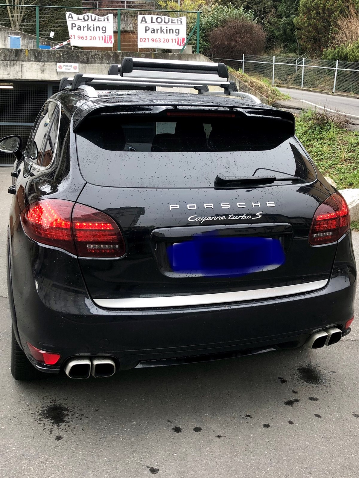 PORSCHE Cayenne Turbo S-image-2