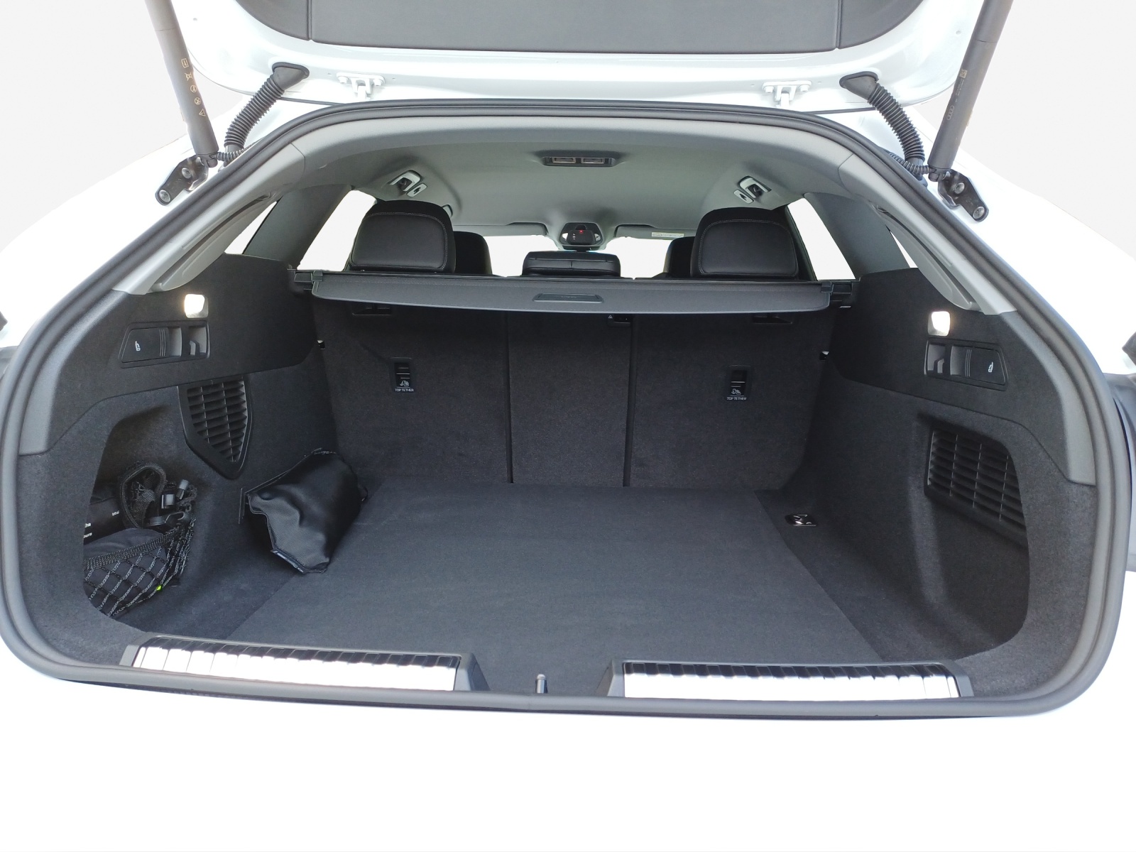 AUDI A5 Avant TDI quattro 150 kW Attraction S tronic-image-12