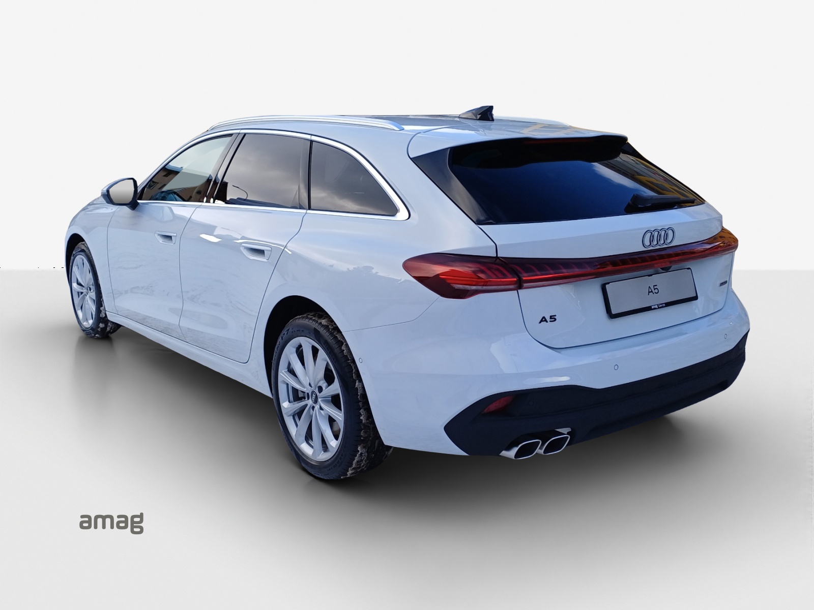 AUDI A5 Avant TDI quattro 150 kW Attraction S tronic-image-2