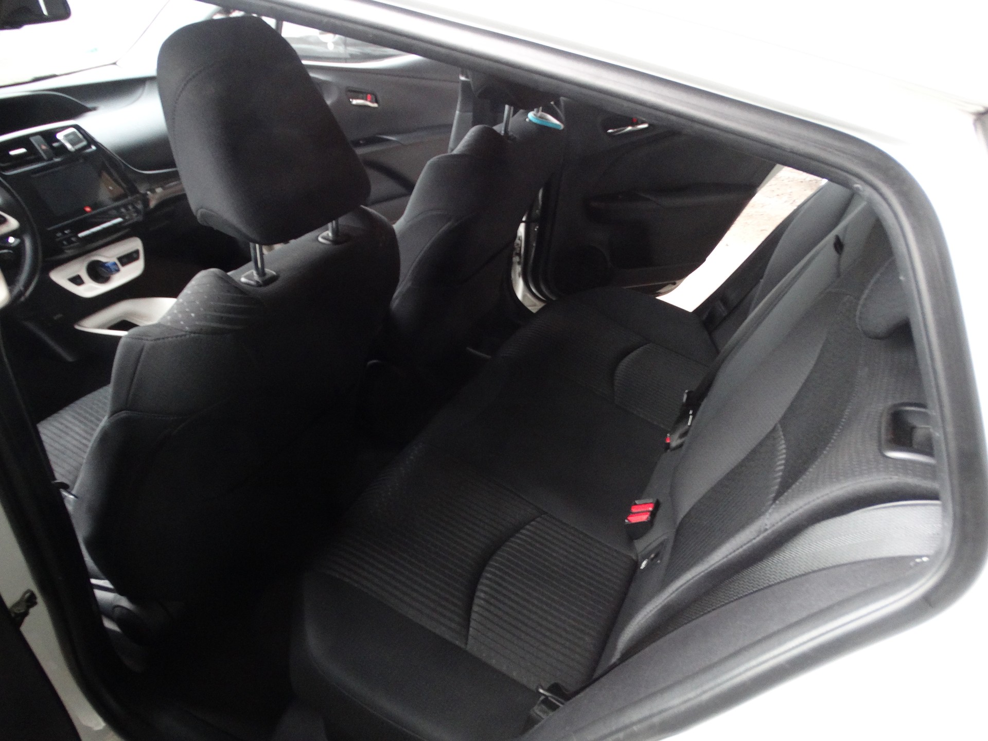 TOYOTA Prius 1.8 VVT-i HSD Sol Premium-image-6