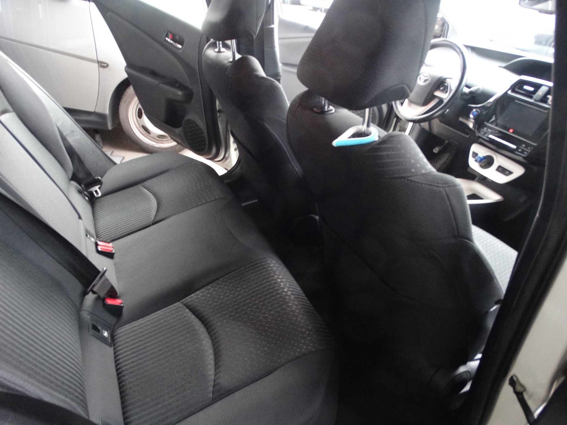 TOYOTA Prius 1.8 VVT-i HSD Sol Premium-image-9