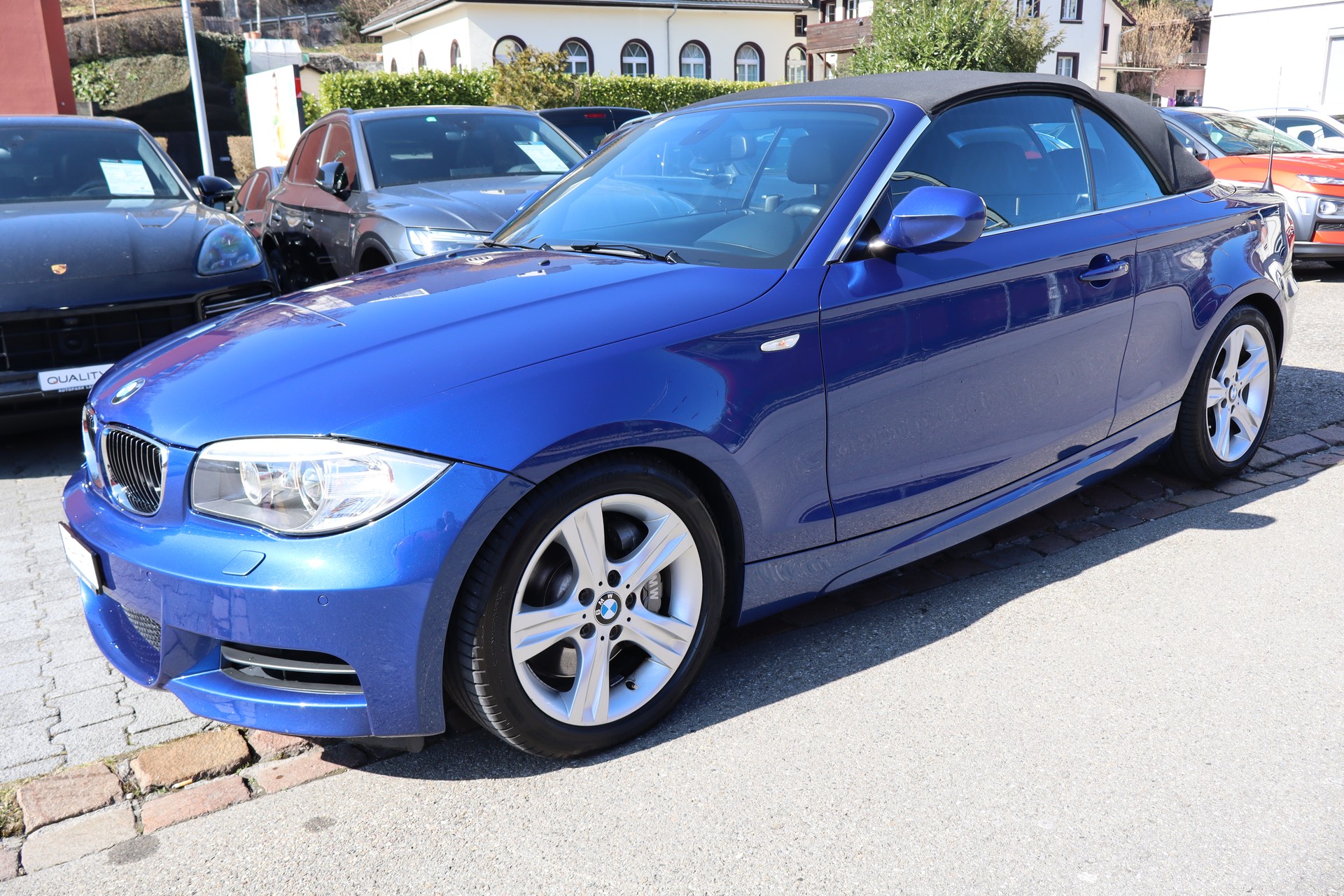 BMW 135i Cabrio DSG-image-0