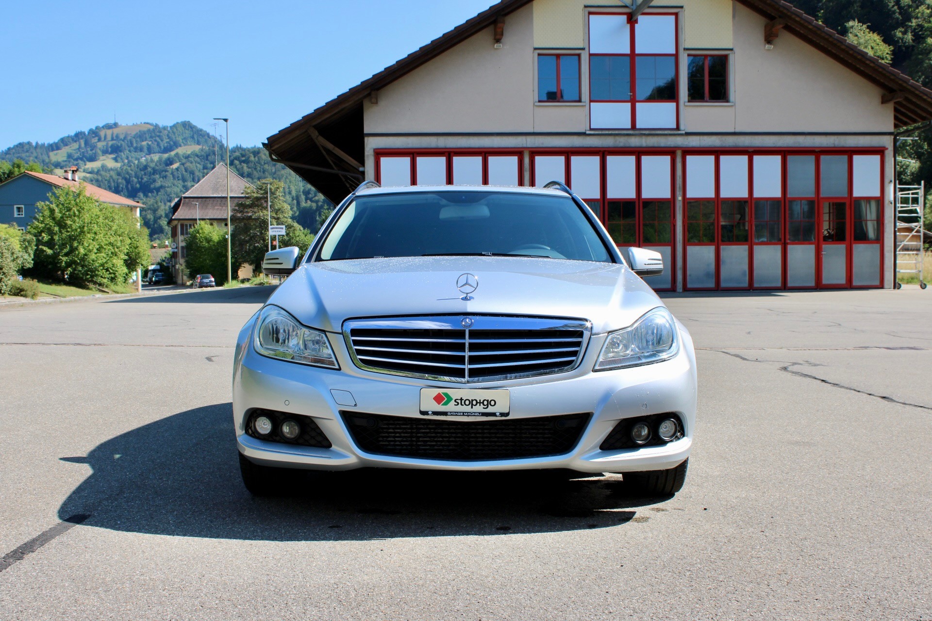 MERCEDES-BENZ C 250 CDI 7G-Tronic-showroom-element-1