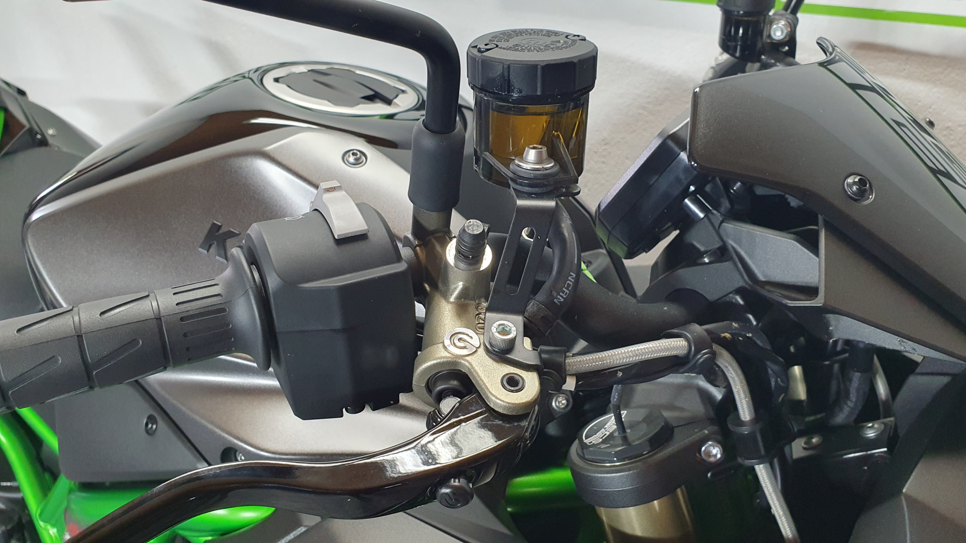 KAWASAKI Z H2 SE-image-5