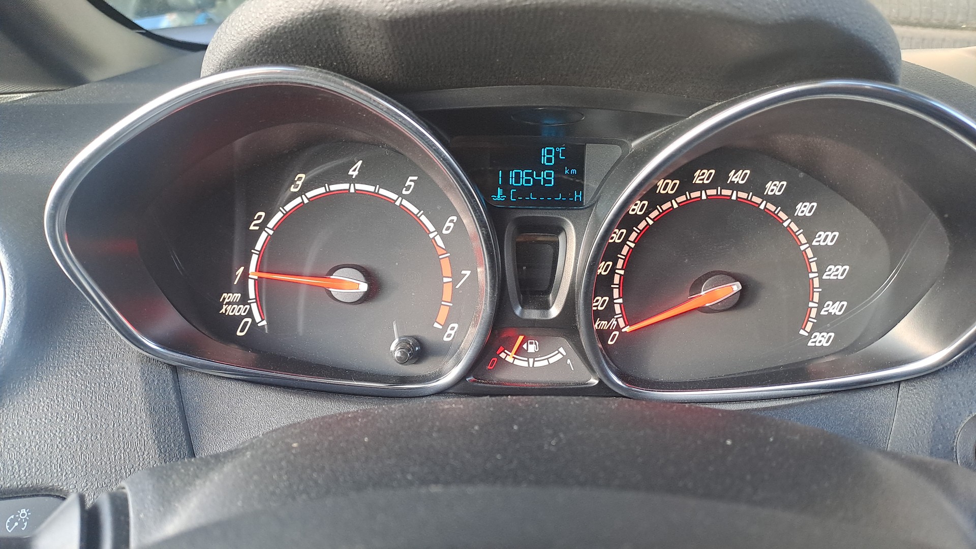 FORD Fiesta 1.6 SCTi ST-image-8