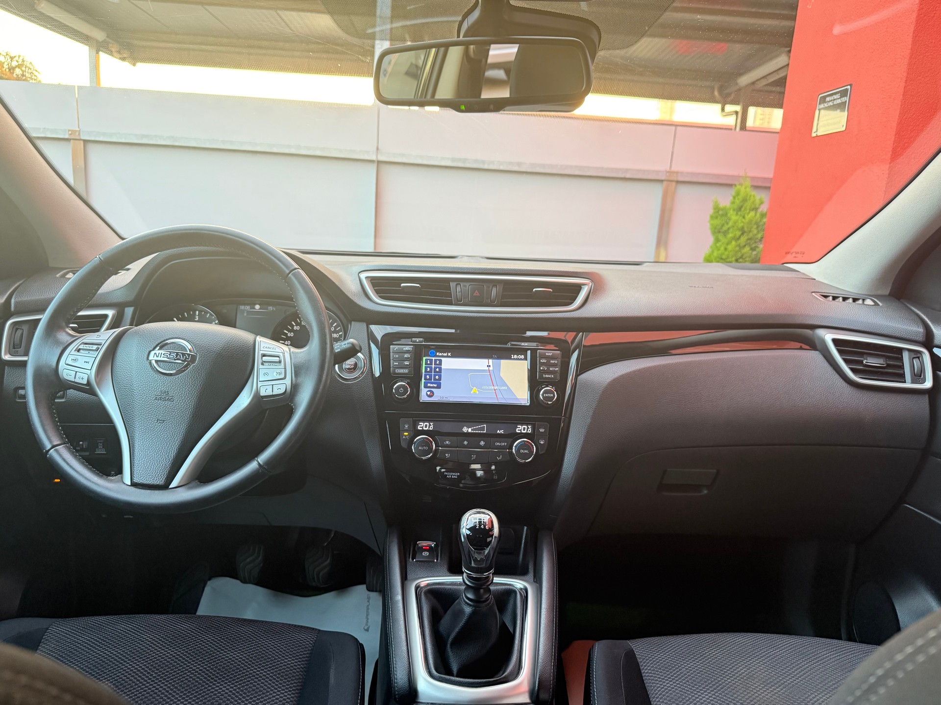 NISSAN Qashqai 1.6 dCi N-Connecta ALL-MODE 4x4-image-5