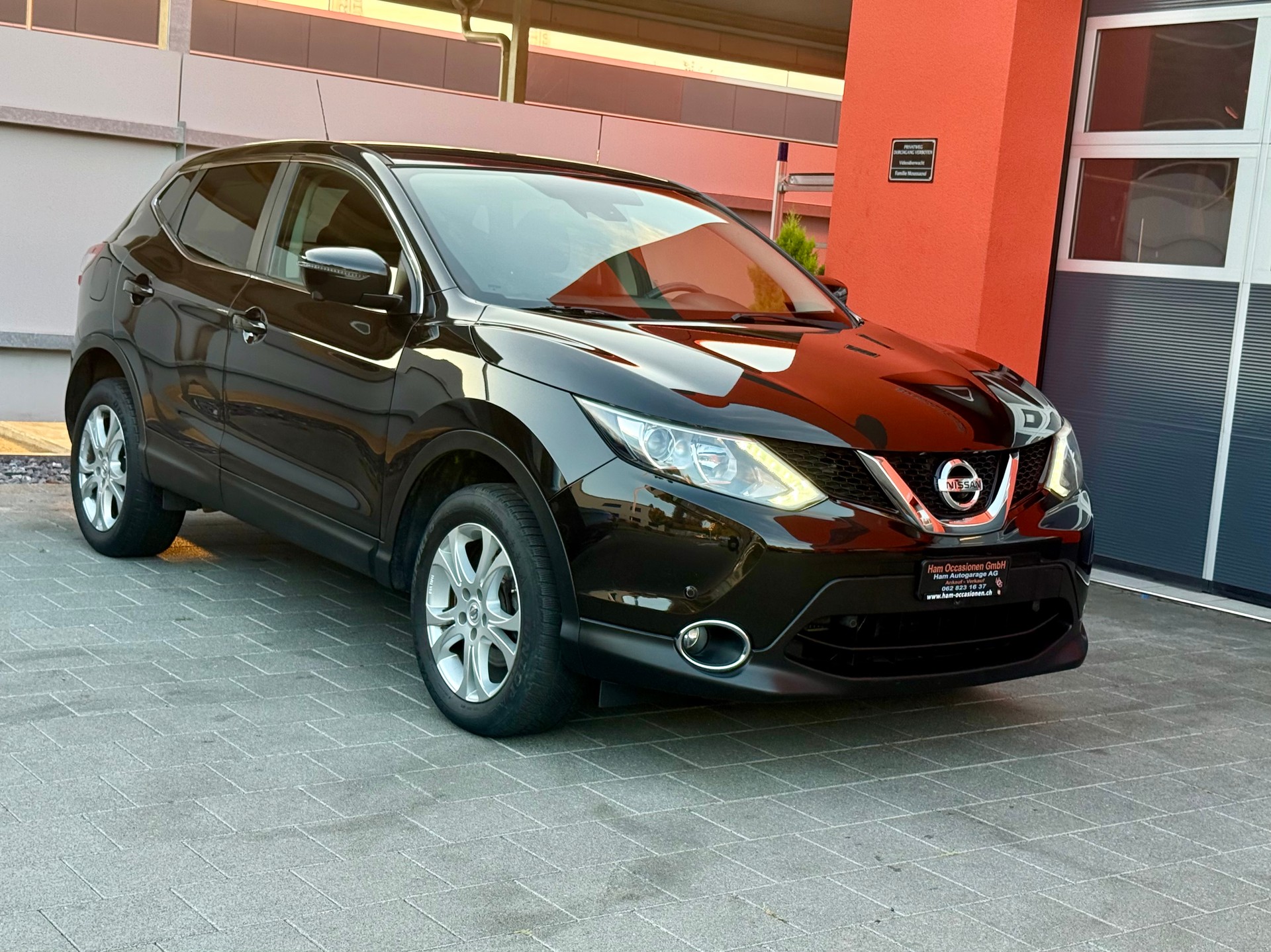 NISSAN Qashqai 1.6 dCi N-Connecta ALL-MODE 4x4-image-4